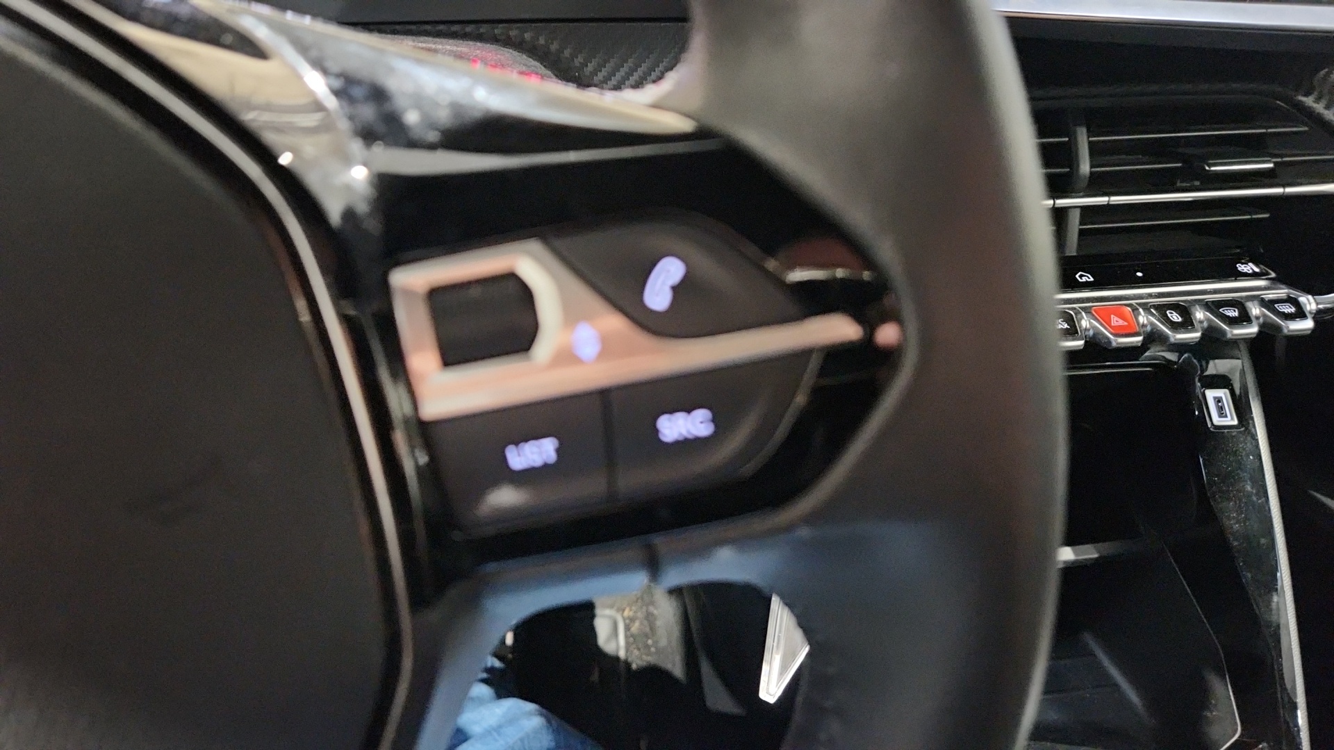 PEUGEOT 2008 PureTech 100 S&S BVM6 Active - 5P