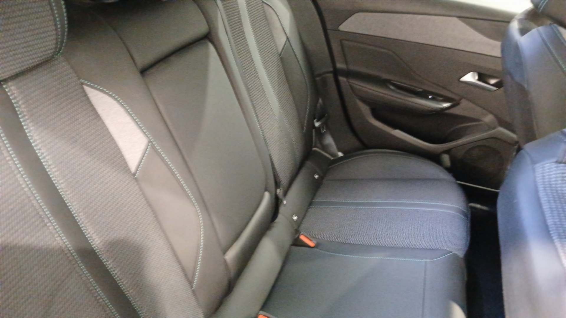 PEUGEOT 308 SW ALLURE BLUEHDI 130 S&S EAT8