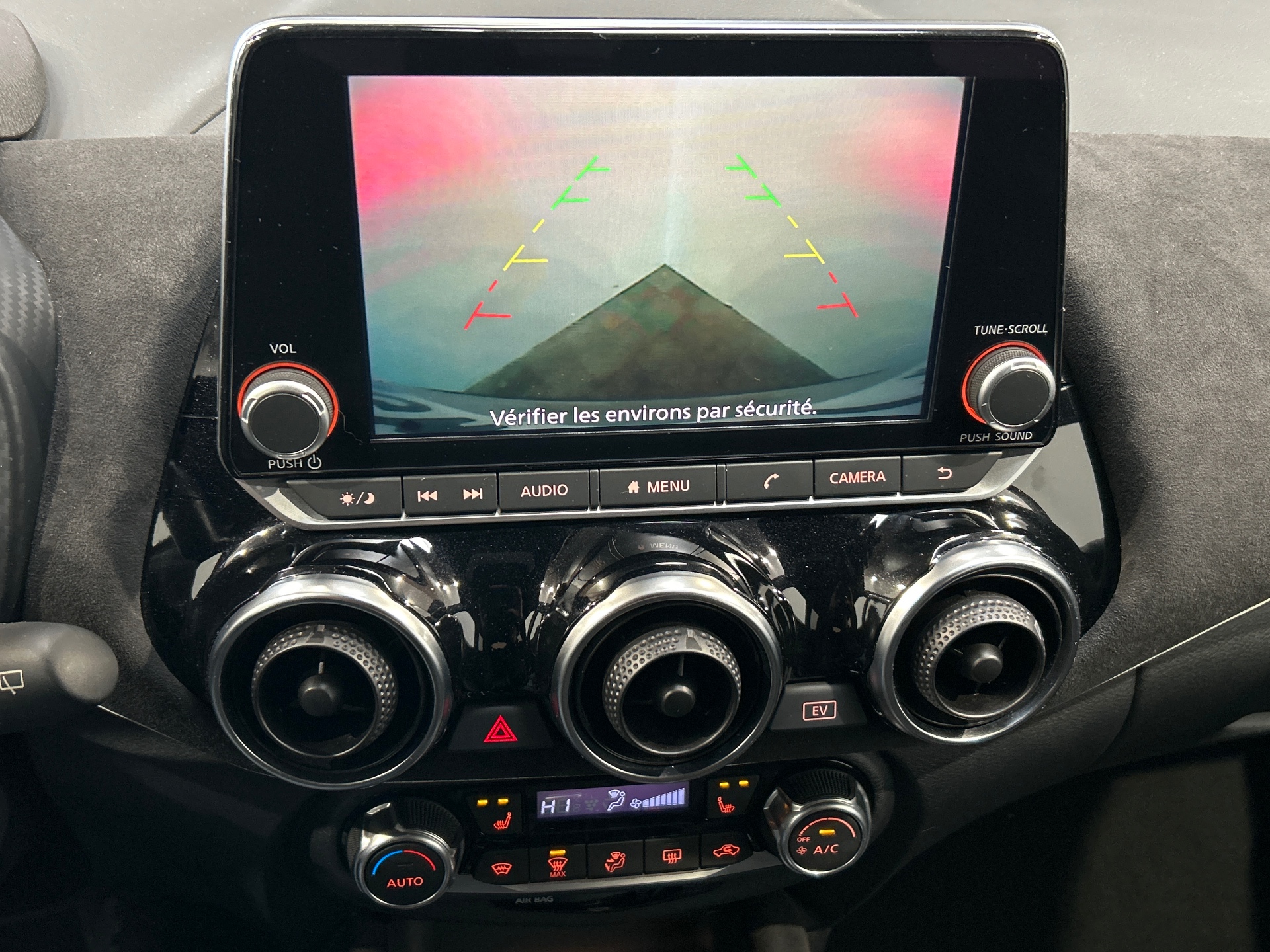 NISSAN JUKE 2023.5 HYBRID 143 N-Design