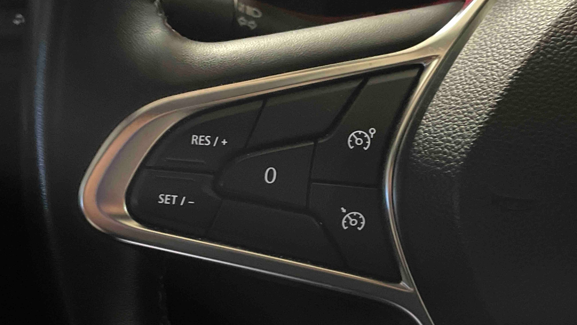 RENAULT CAPTUR TCe 90 Techno