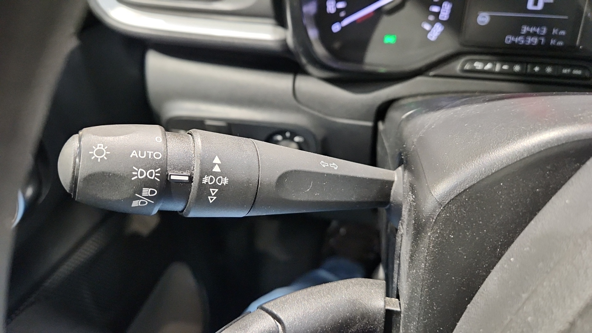 CITROEN C3 PureTech 110 BVM6 Plus