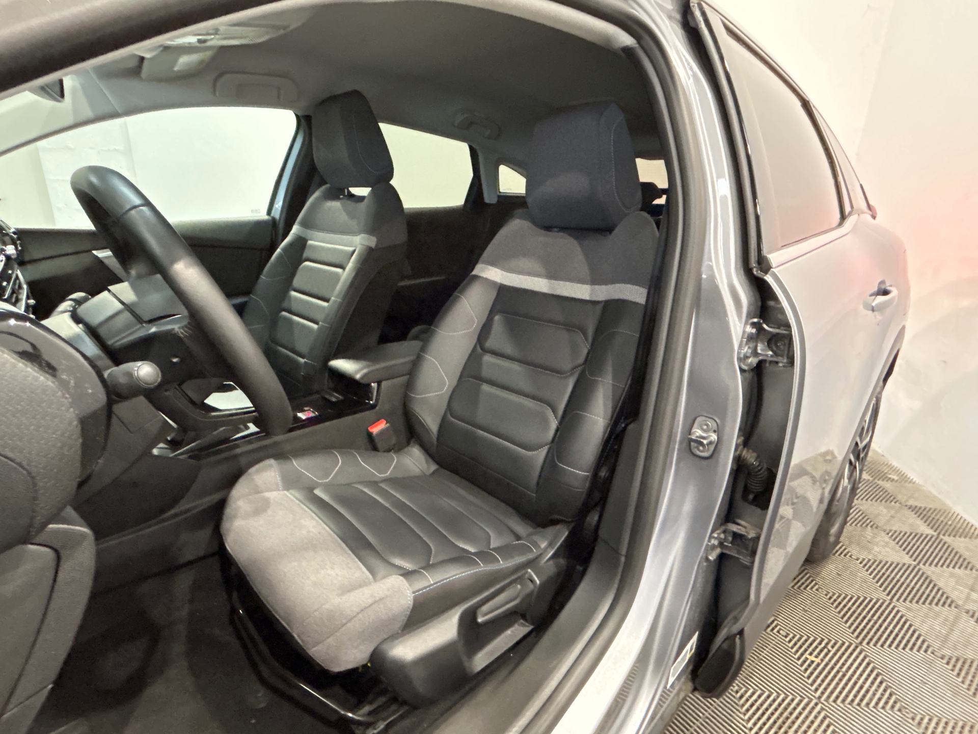 CITROEN C4 PureTech 130 BVM6 Max
