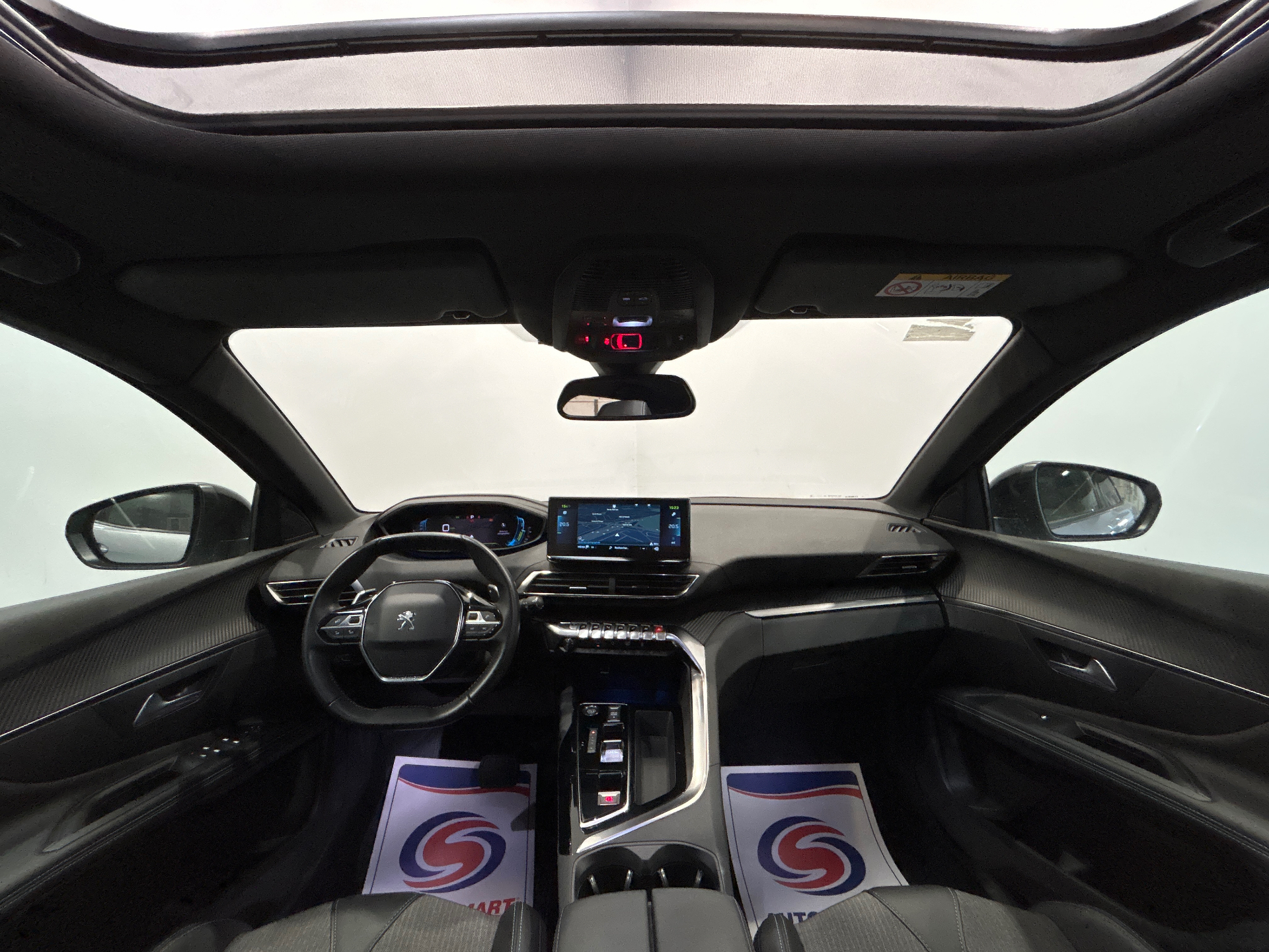 PEUGEOT 3008 Hybrid 180 e-EAT8 Allure Pack