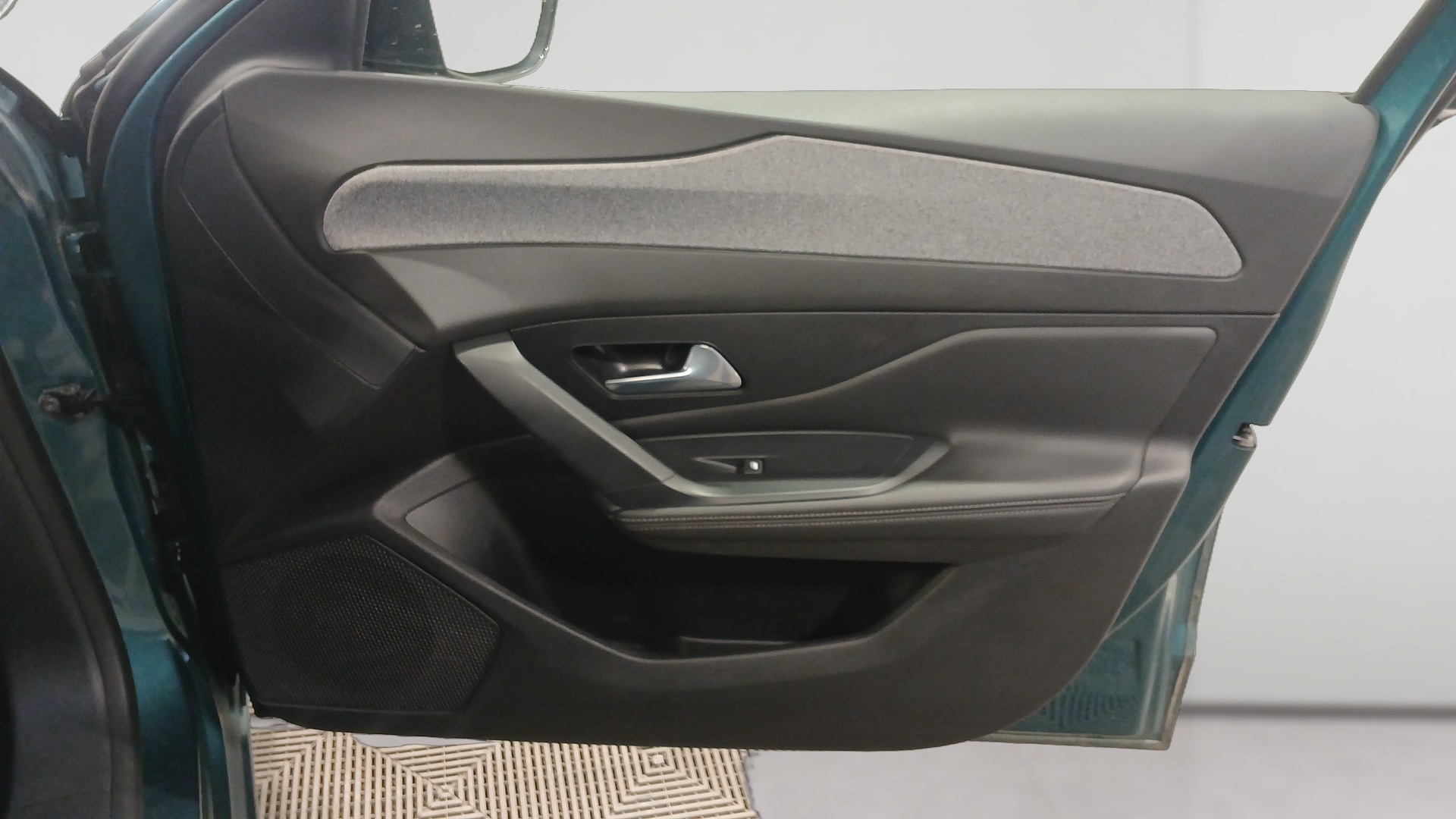 PEUGEOT 308 SW ALLURE BLUEHDI 130 S&S EAT8