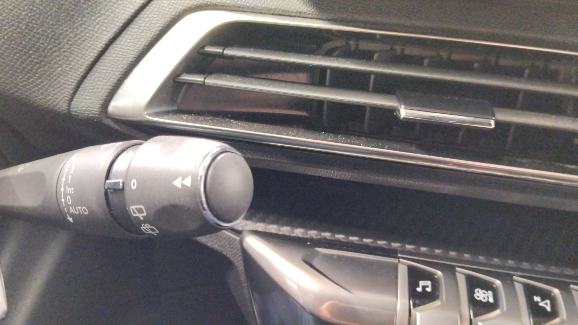 PEUGEOT 3008 ALLURE PACK HYBRID 136 CH E-DCS6