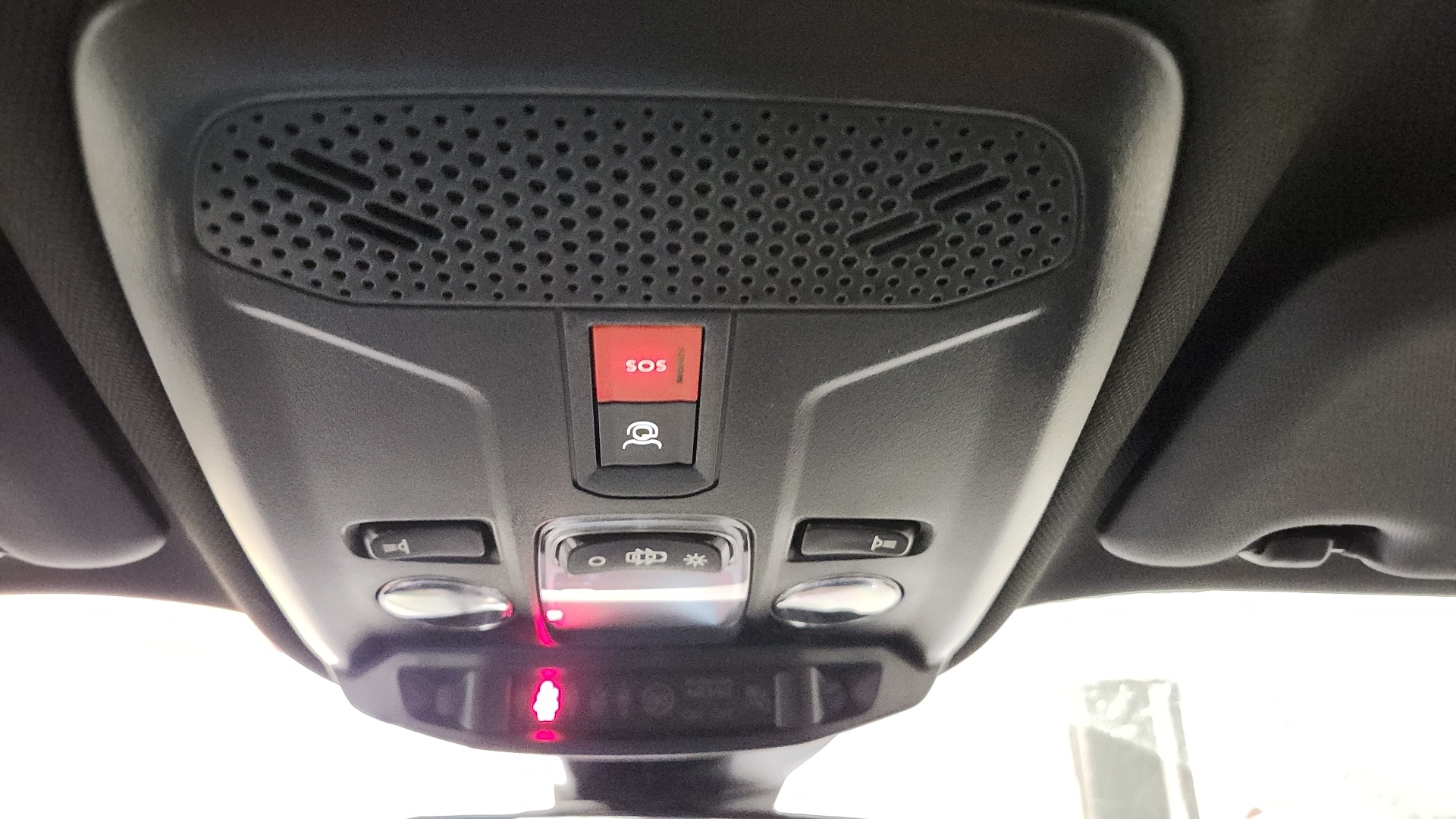 PEUGEOT 2008 PureTech 100 S&S BVM6 Active - 5P