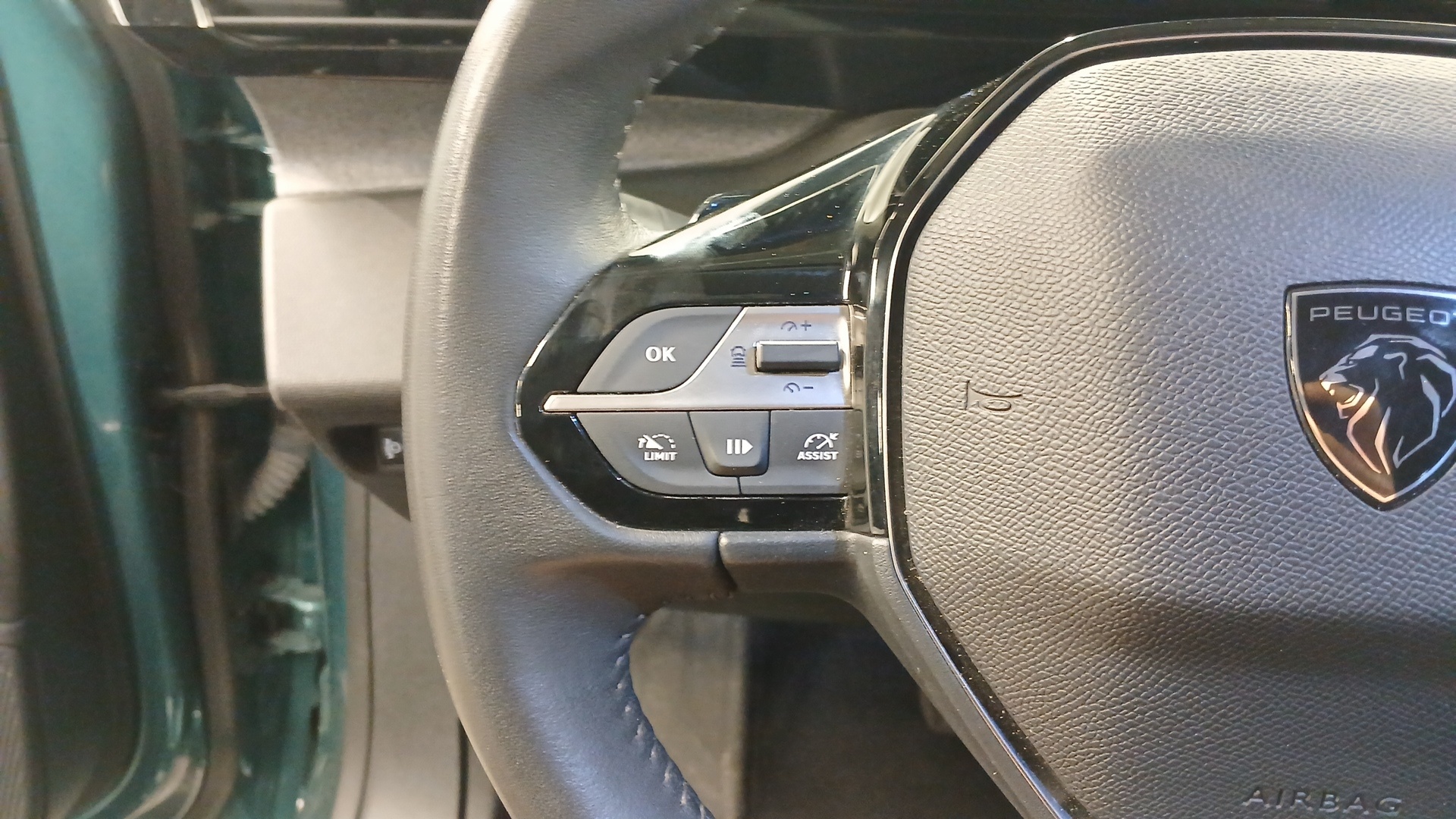 PEUGEOT 308 SW ALLURE BLUEHDI 130 S&S EAT8