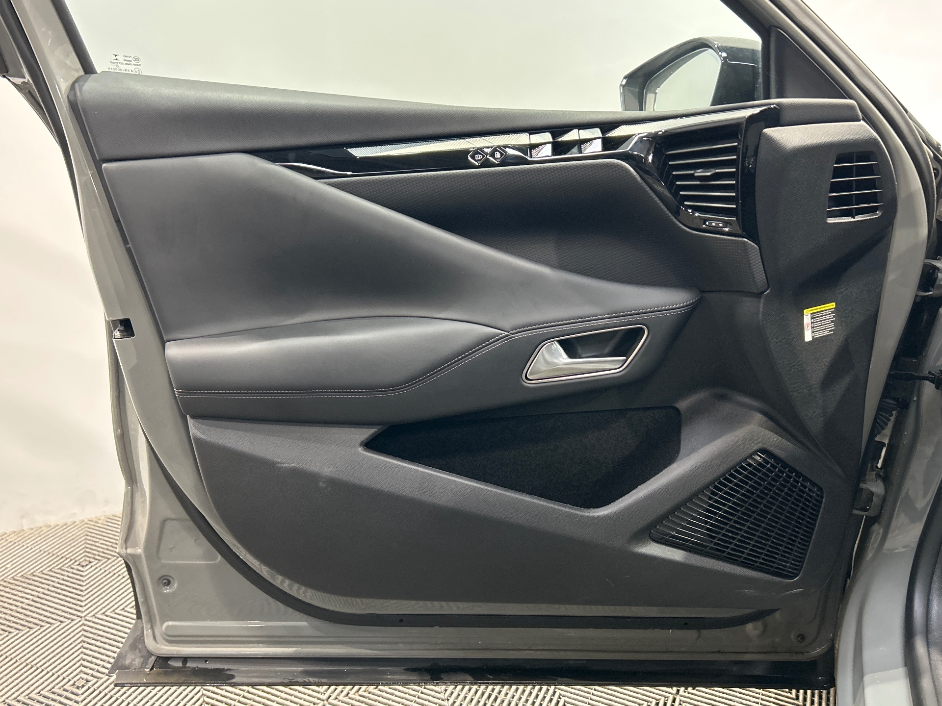 DS DS 4 4 E-TENSE 225 CROSS TROCADERO