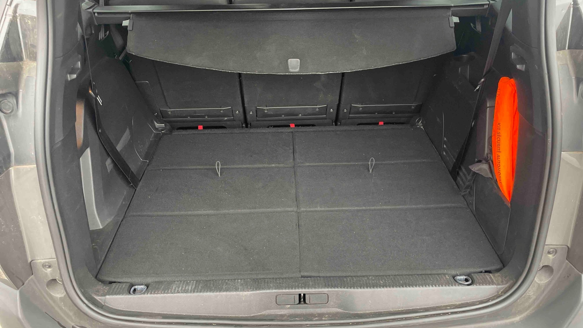 PEUGEOT 5008 ALLURE PK PTECH 130 S&S BVM6
