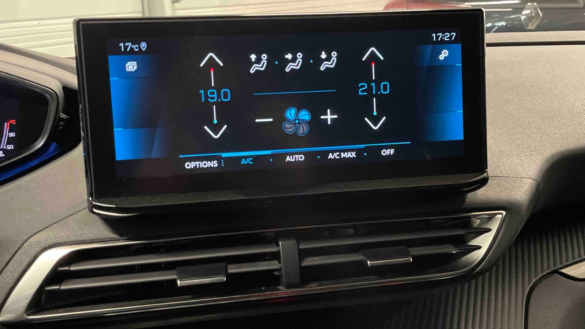 PEUGEOT 5008 BlueHDi 130ch S&S EAT8 Allure