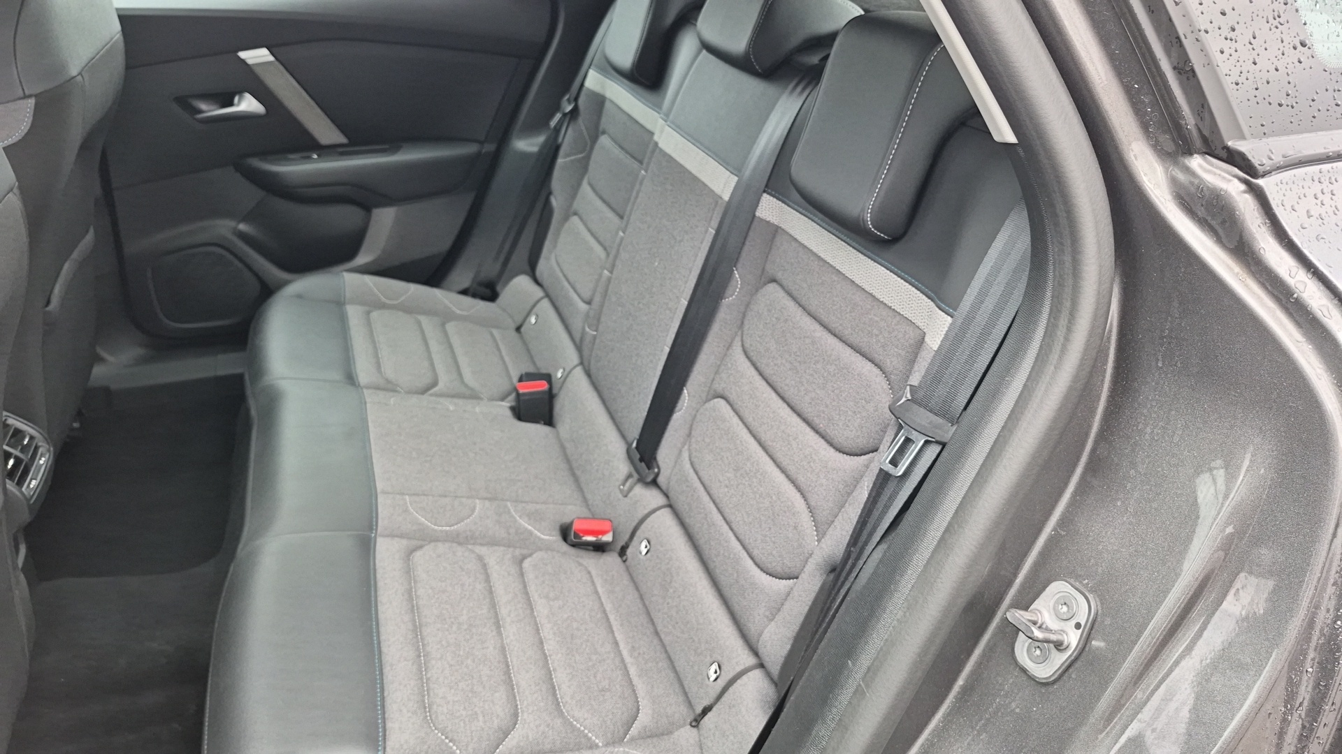 CITROEN C4 PureTech 130 BVM6 Plus