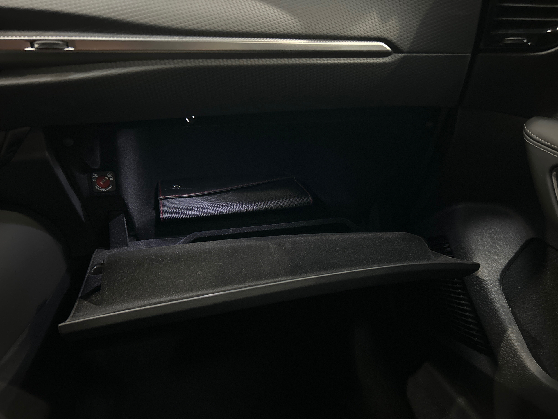 DS DS 4 4 E-TENSE 225 CROSS TROCADERO