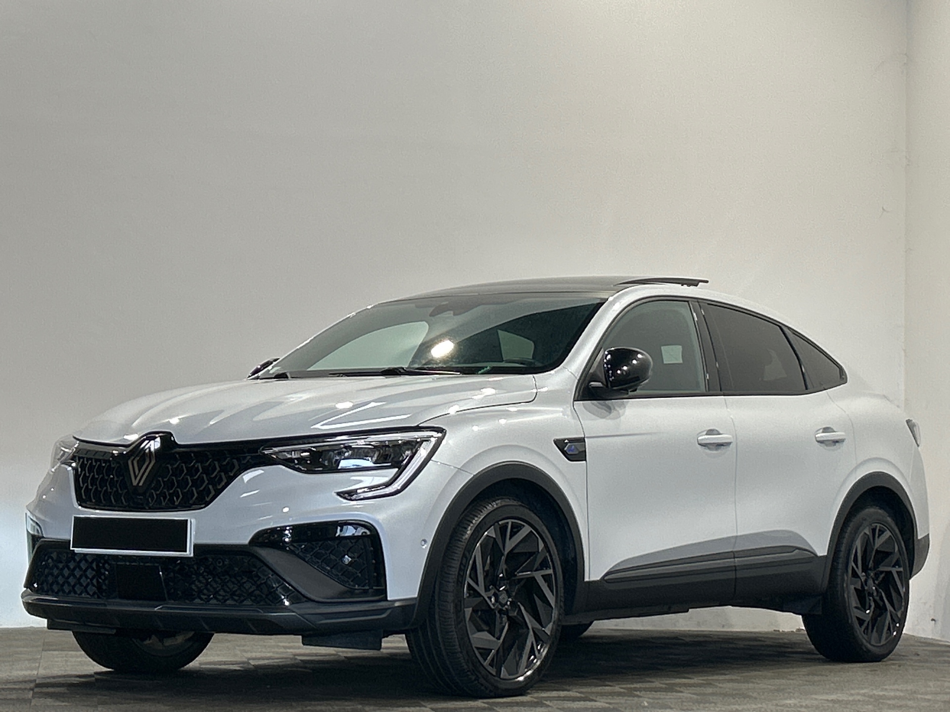 RENAULT ARKANA E-Tech 145 - 23 esprit Alpine