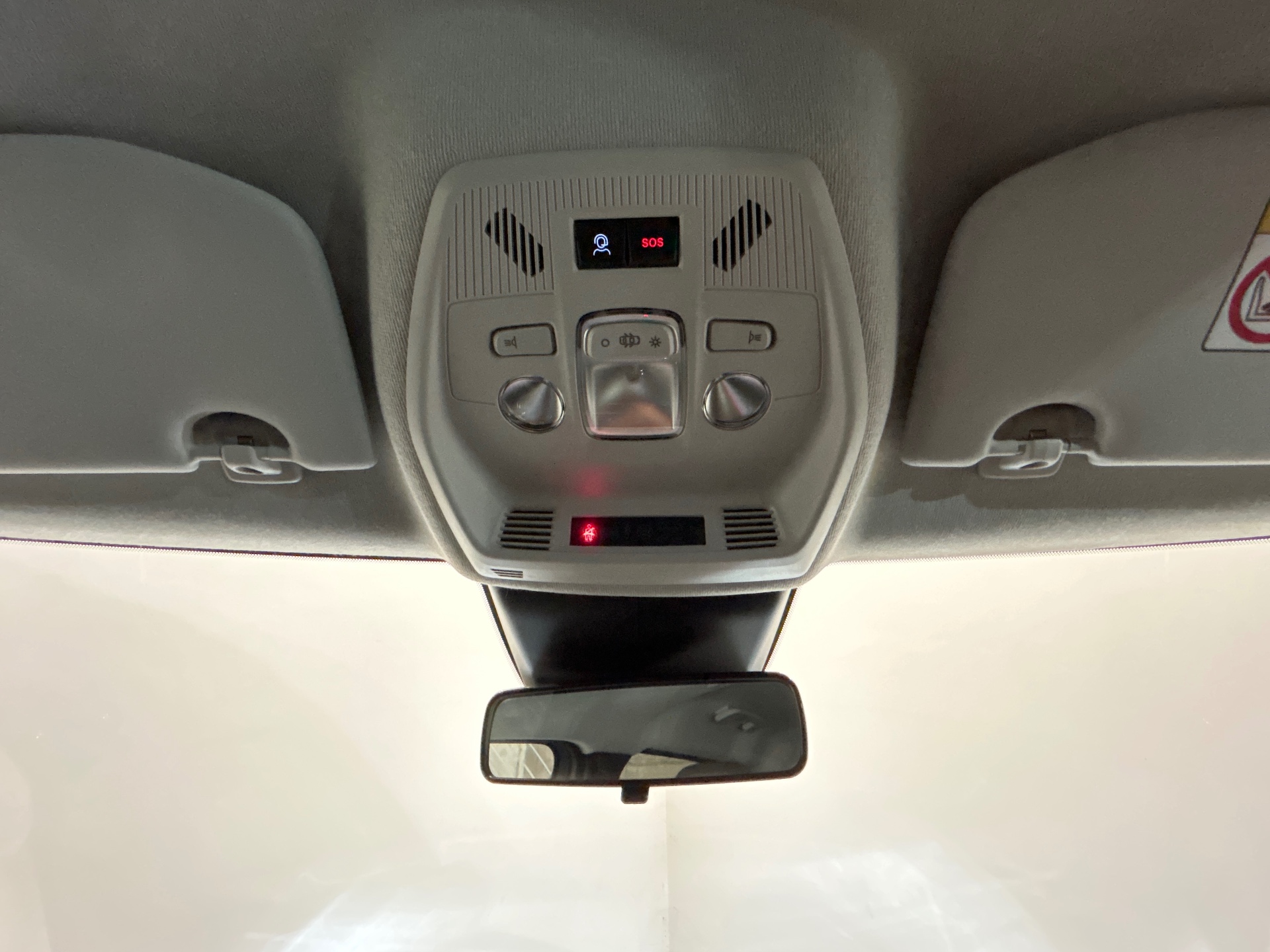 CITROEN C3 AIRCROSS Hybride 145 E-dcs6 PLUS