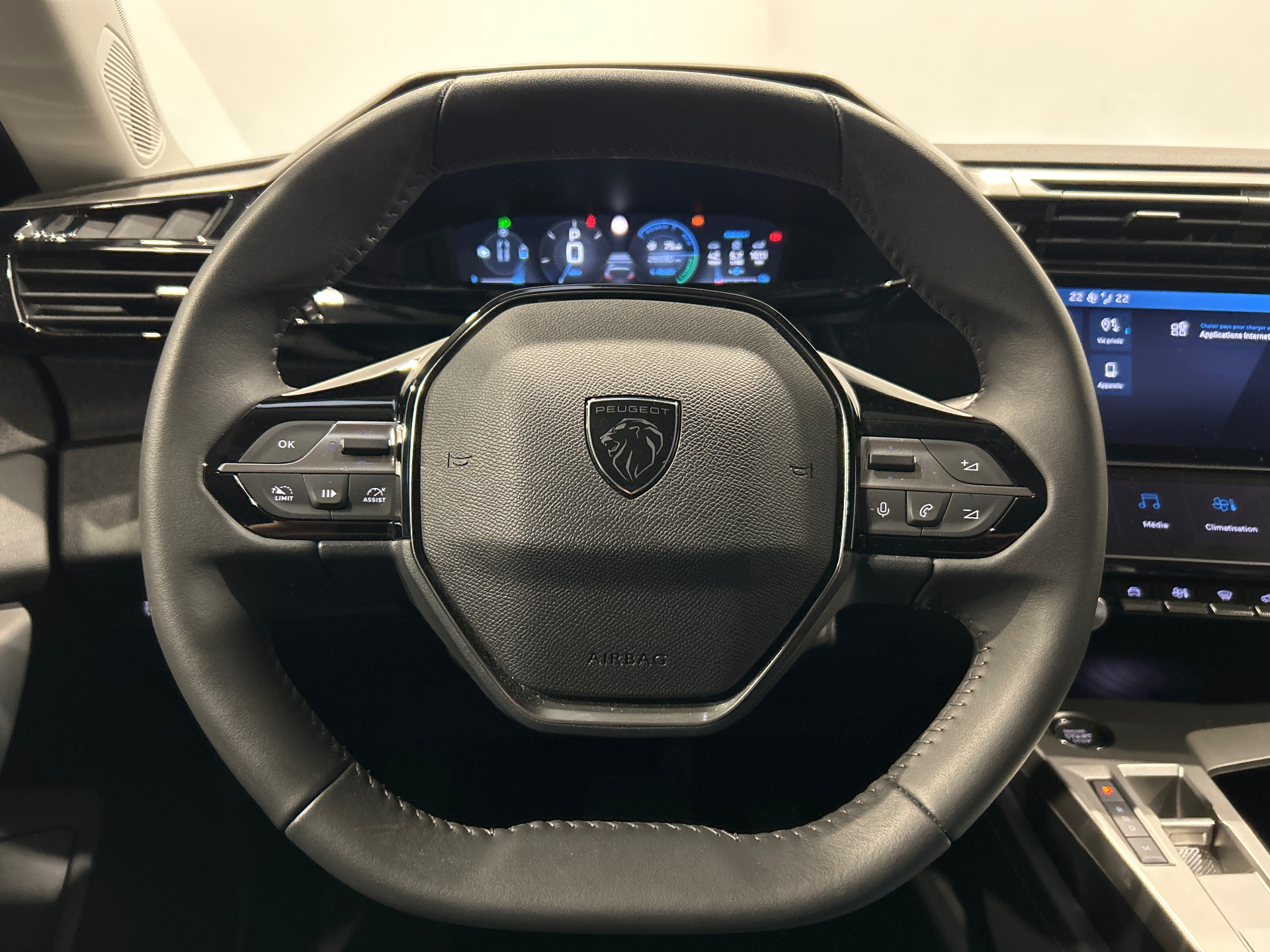PEUGEOT 308 Allure Hybrid 145 ch e-DCS6