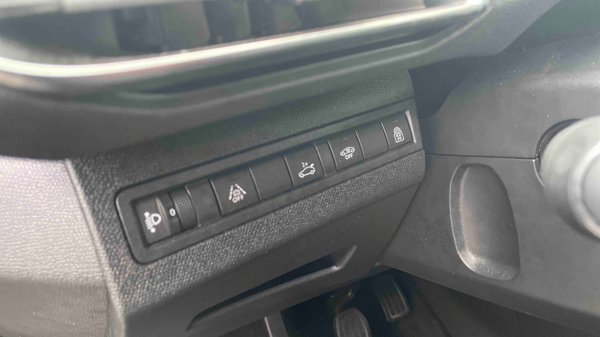PEUGEOT 5008 ALLURE PK PTECH 130 S&S BVM6