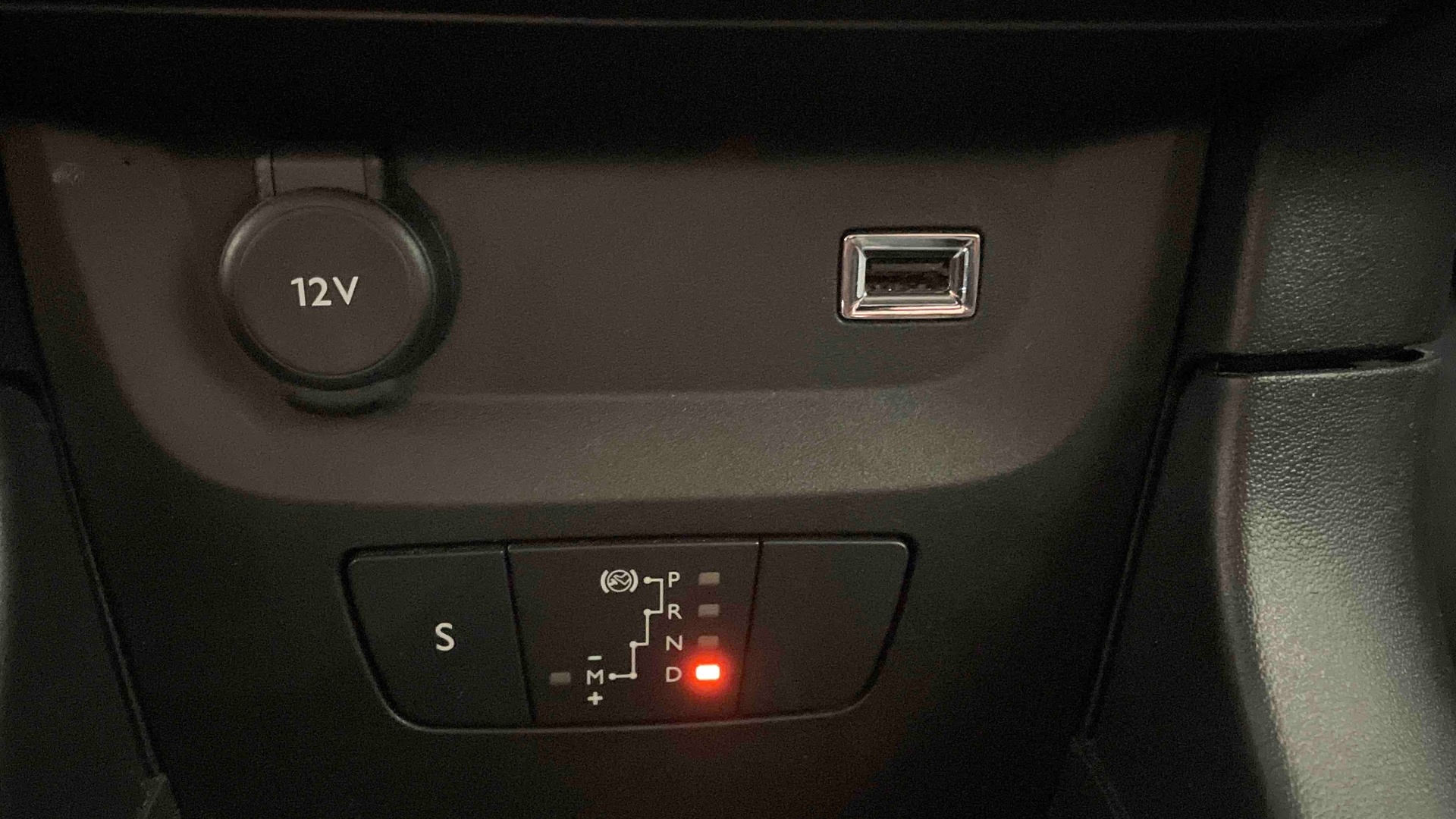 CITROEN C3 PureTech 110 ch EAT6 Max