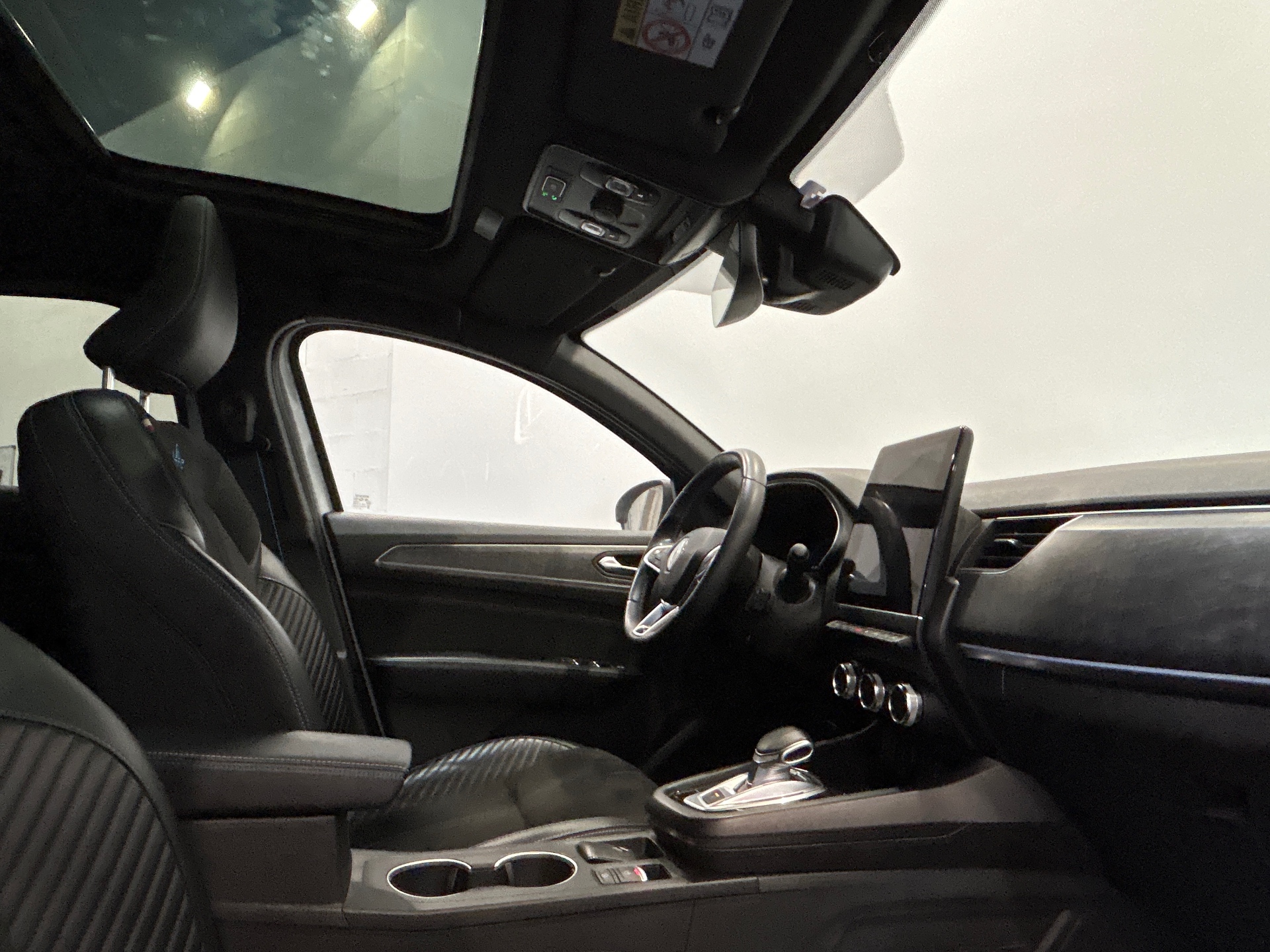 RENAULT ARKANA E-Tech 145 - 23 esprit Alpine
