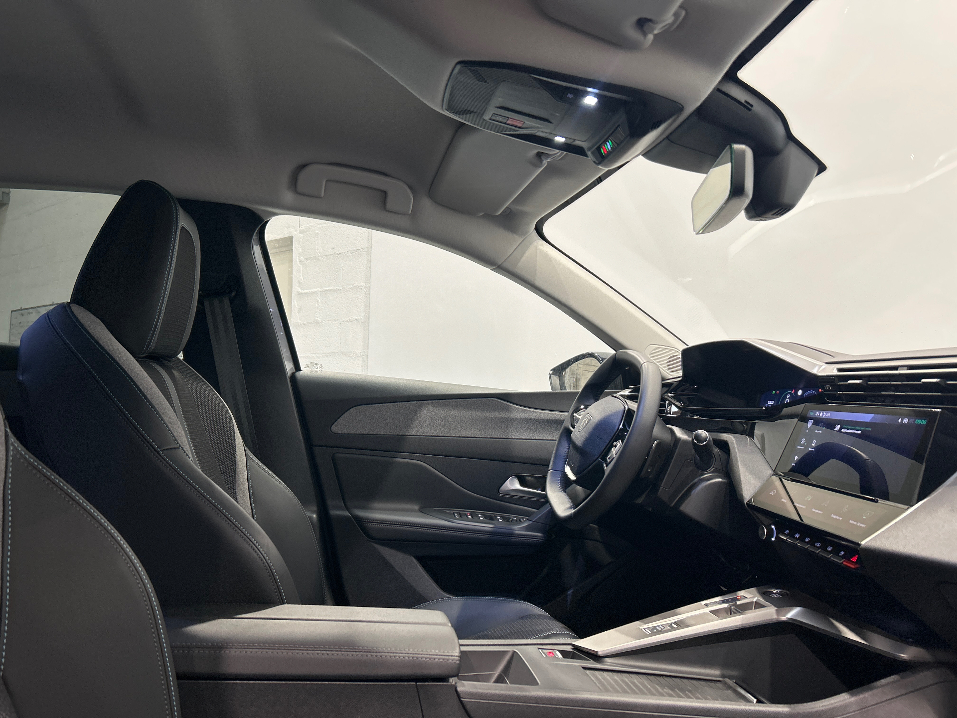 PEUGEOT 308 Allure Hybrid 145 ch e-DCS6