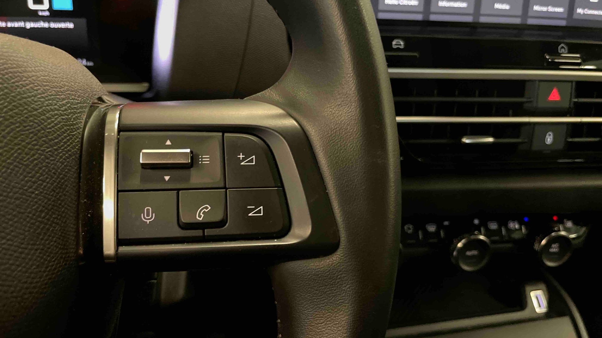 CITROEN C4 PureTech 130 BVM6 Plus
