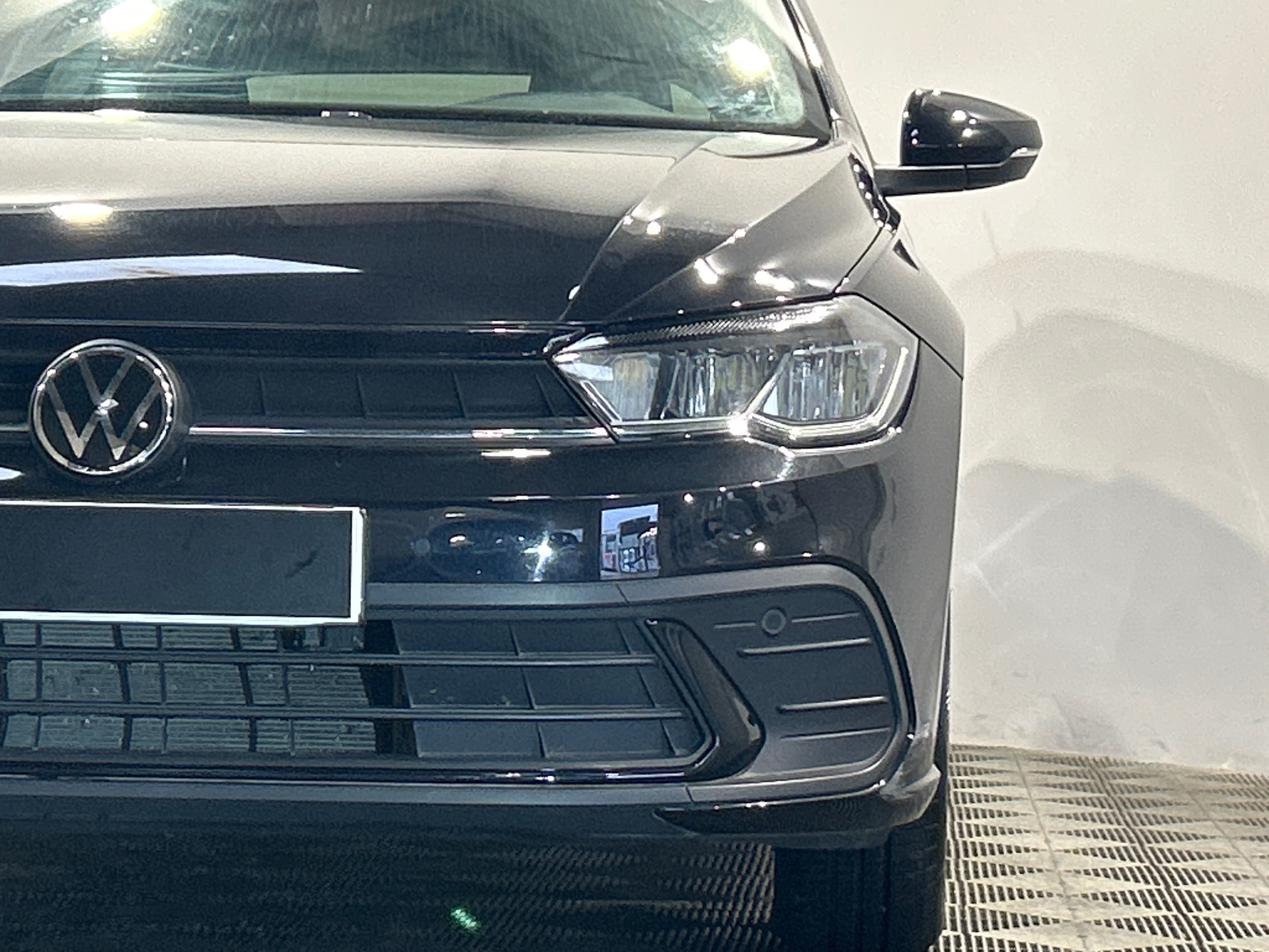 VOLKSWAGEN POLO VW Edition 1.0 TSI 95