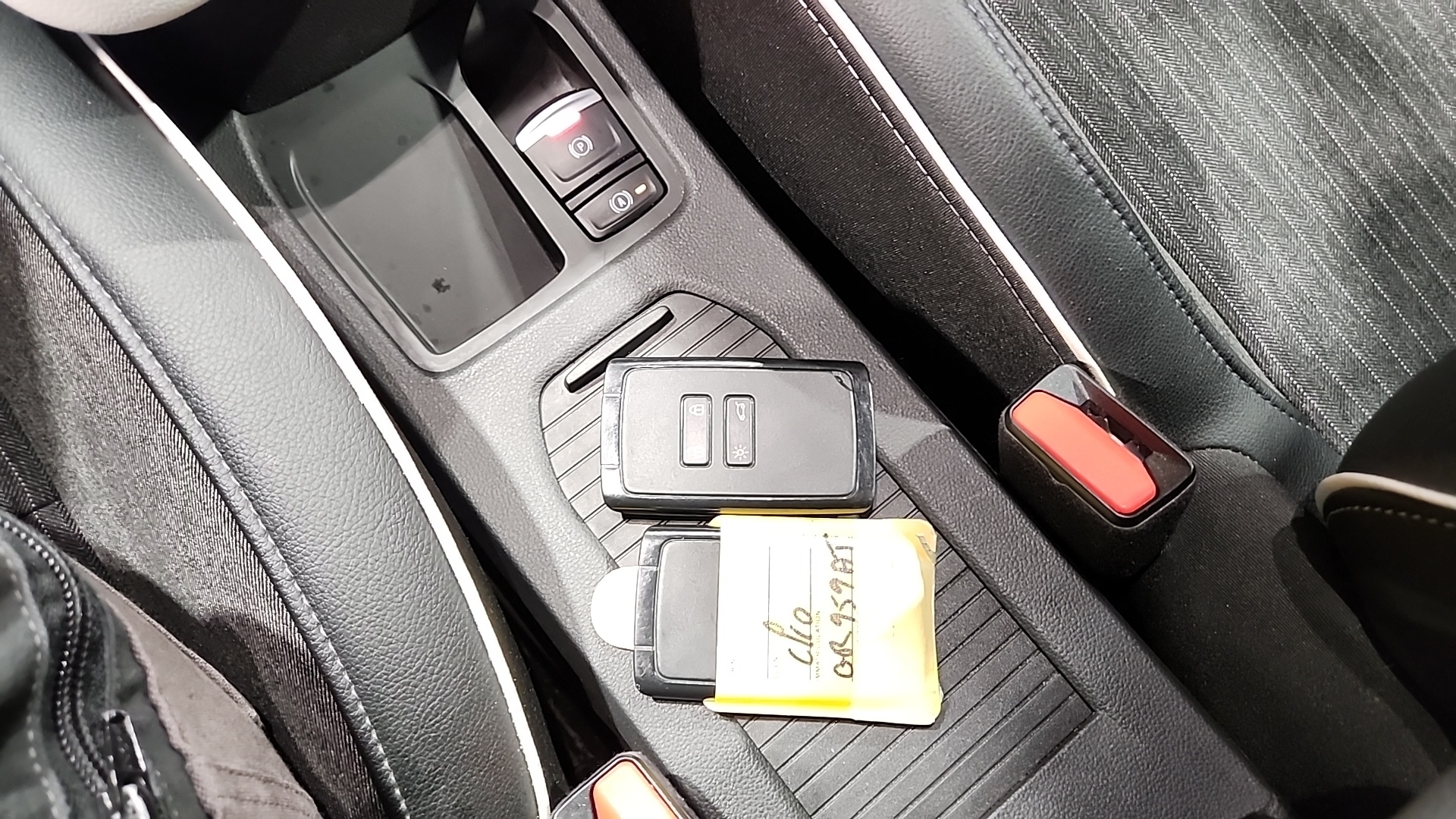 RENAULT CLIO V E-Tech full hybrid 145 Techno
