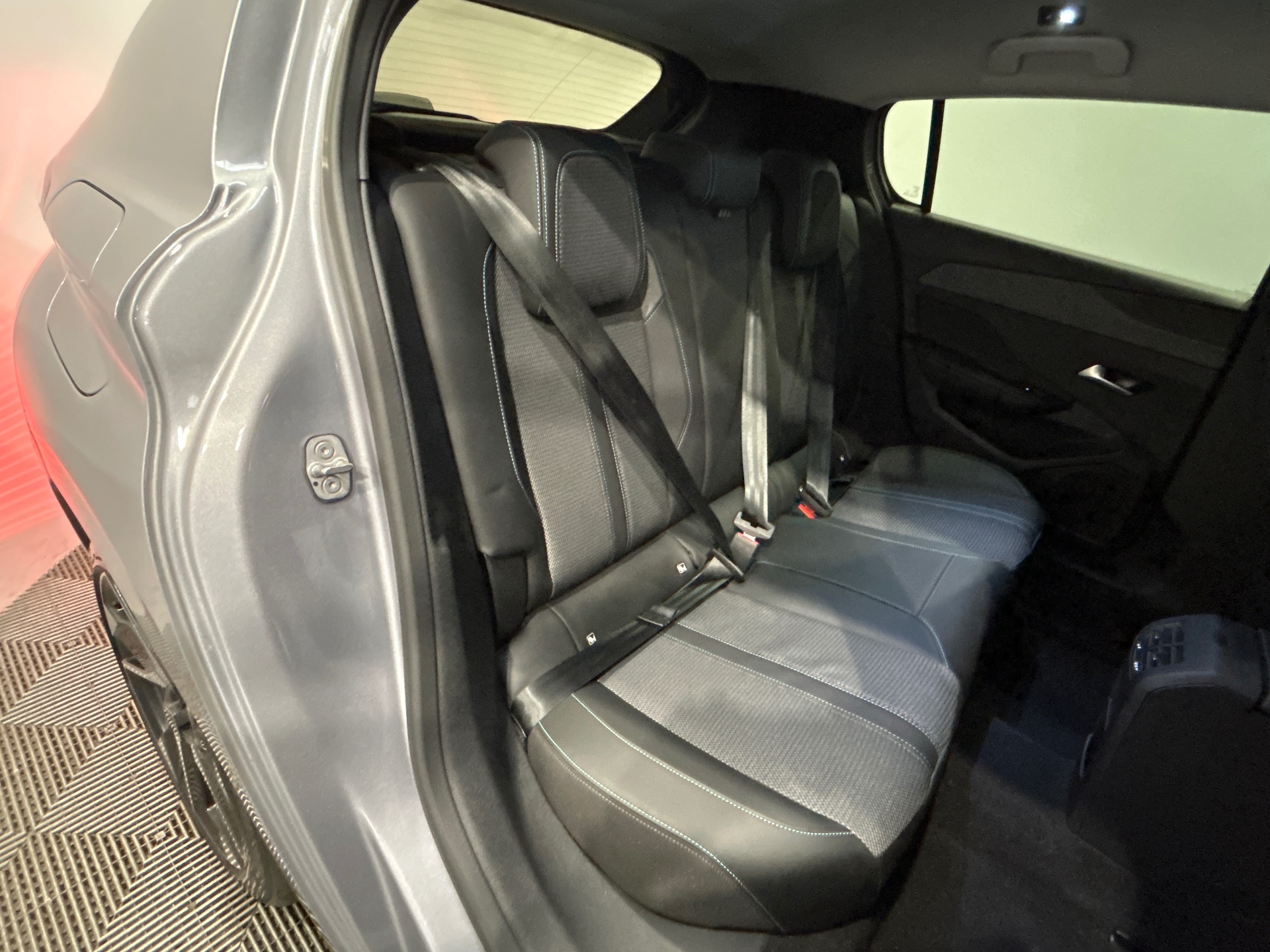PEUGEOT 308 Allure Hybrid 145 ch e-DCS6