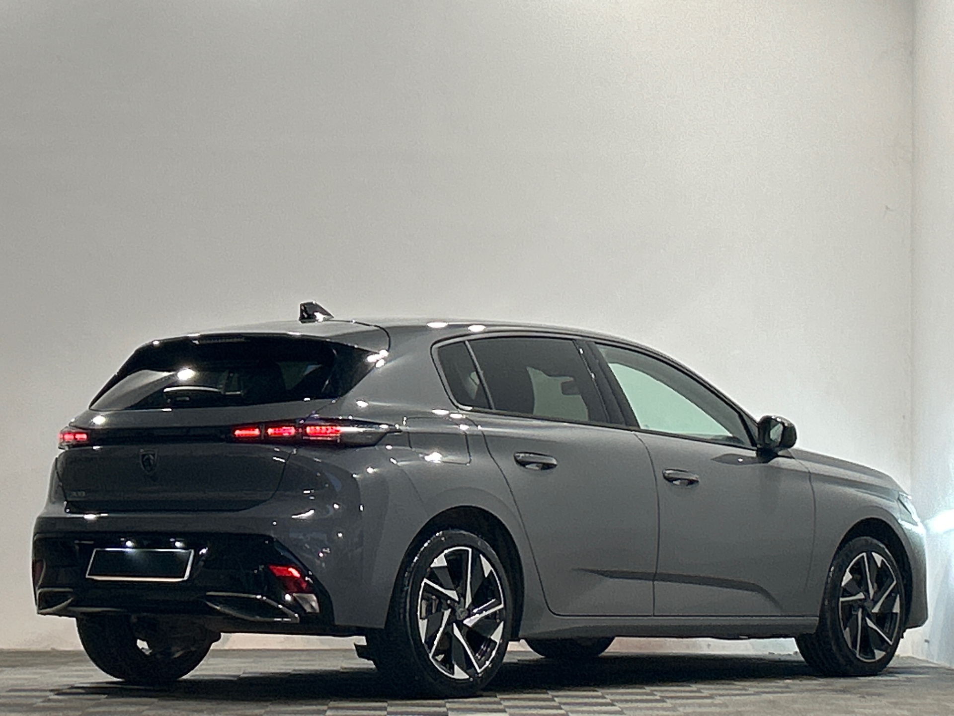 PEUGEOT 308 Allure Hybrid 145 ch e-DCS6