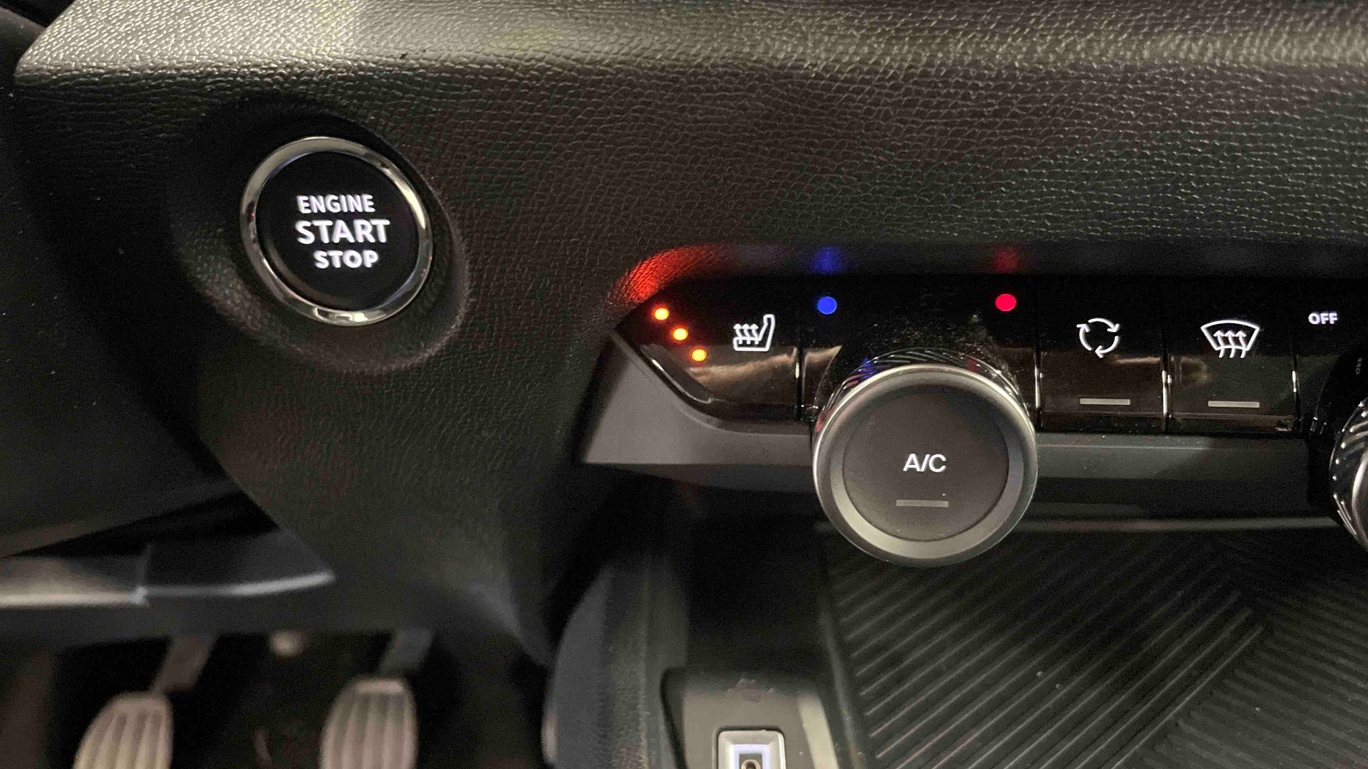 CITROEN C4 PureTech 130 BVM6 Plus