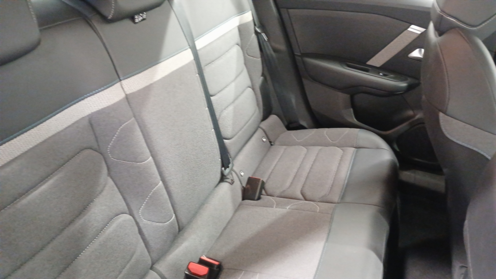 CITROEN C4 PureTech 130 EAT8 Plus