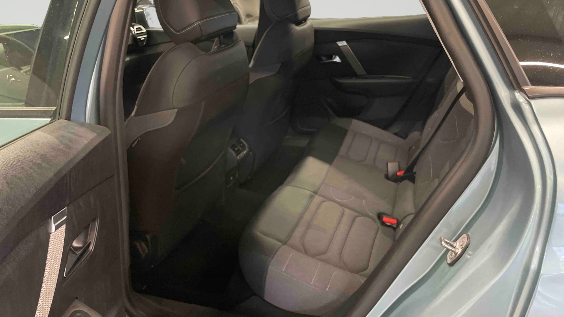 CITROEN C4 PureTech 130 BVM6 Plus