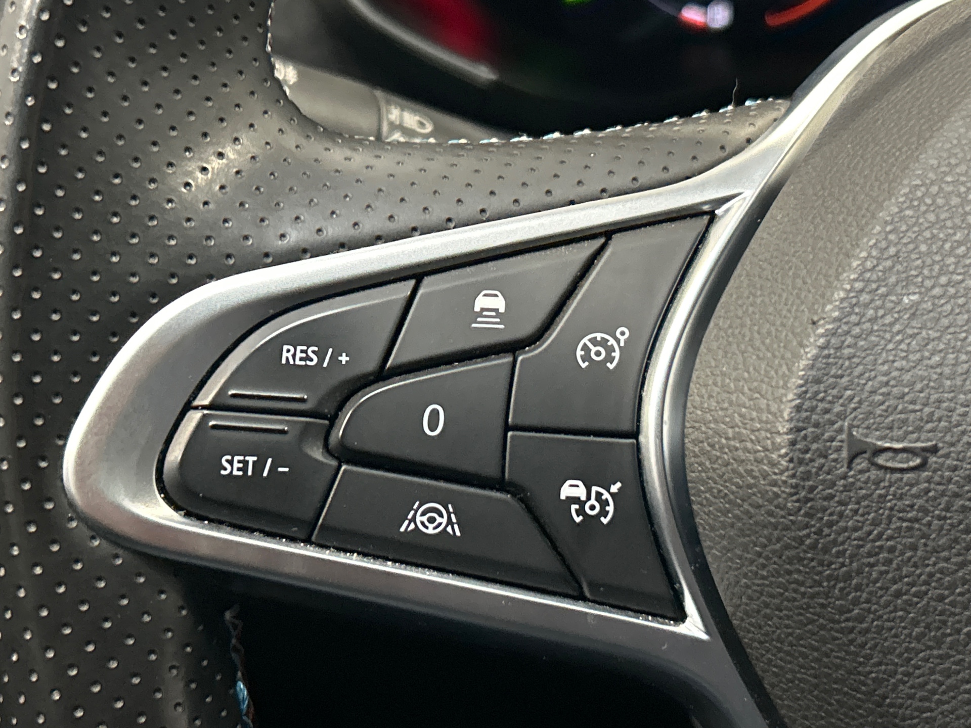 RENAULT ARKANA E-Tech 145 - 23 esprit Alpine