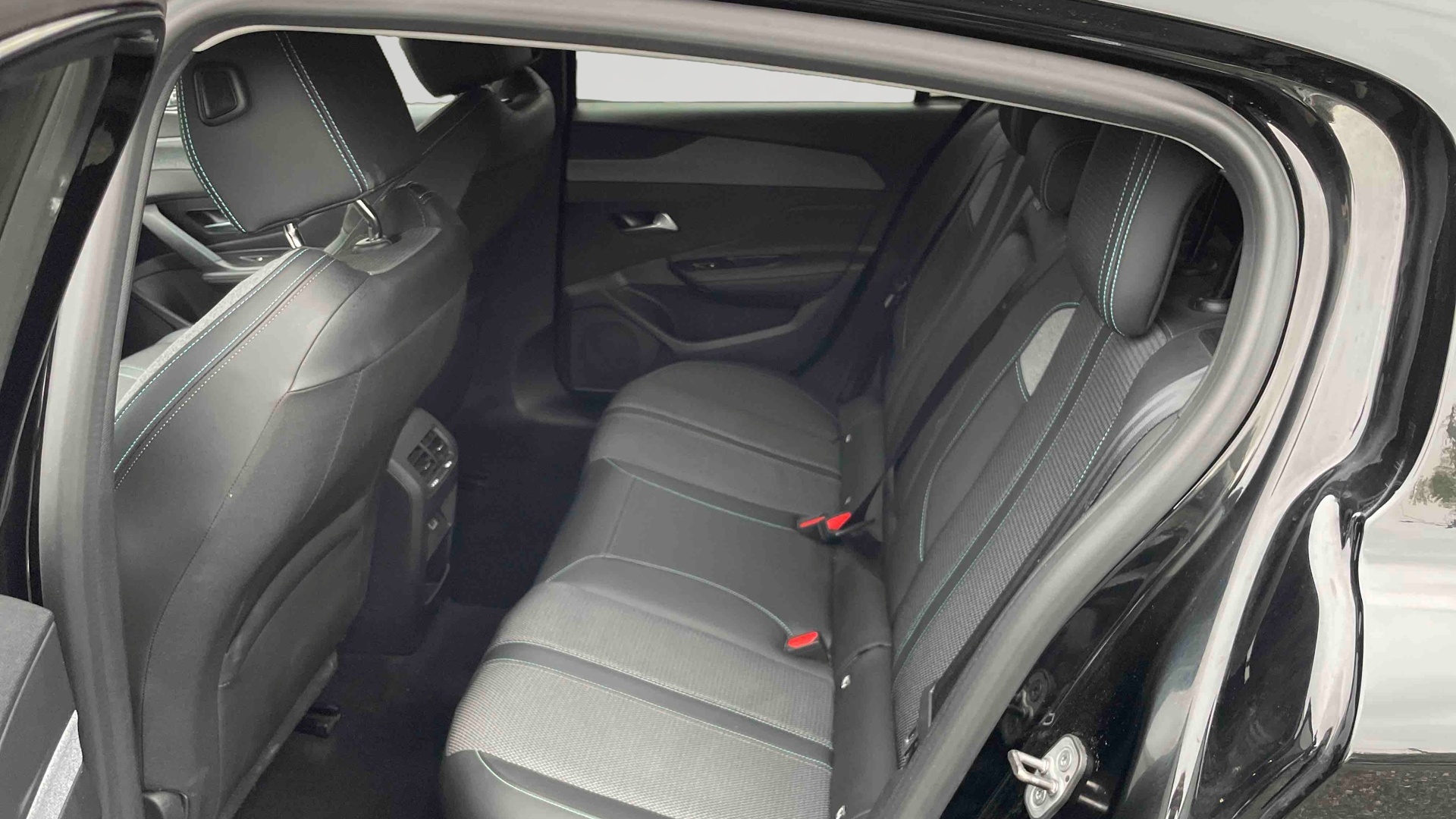 PEUGEOT 308 PureTech 130ch S&S EAT8 Allure