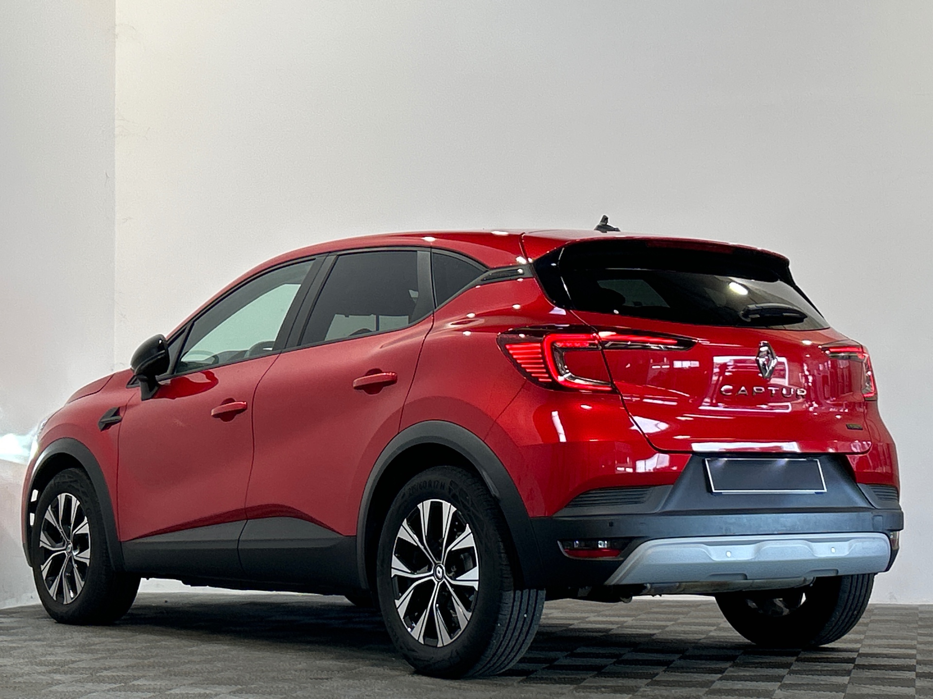 RENAULT CAPTUR E-Tech full hybrid 145 Evolution