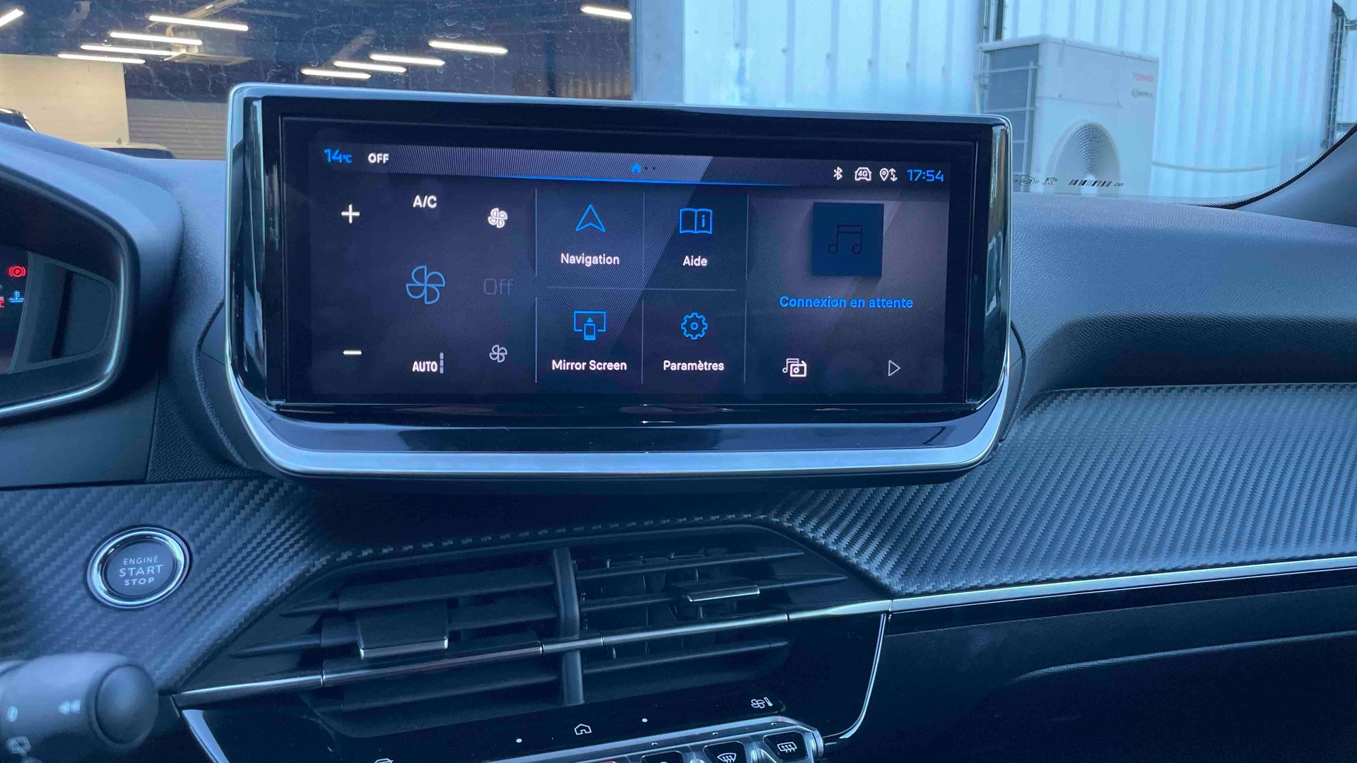 PEUGEOT 2008 Hybrid 145 ch e-DCS6 Allure
