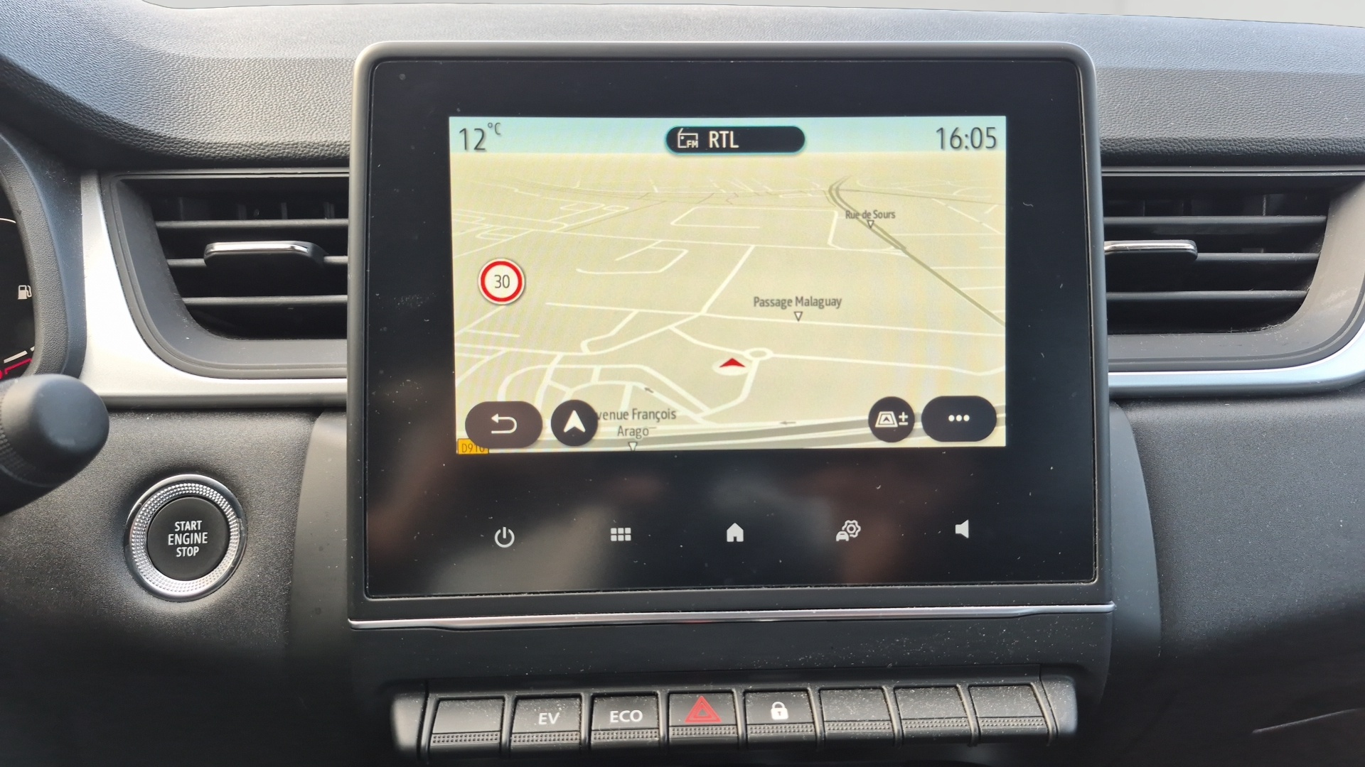 RENAULT CAPTUR E-Tech full hybrid 145 Equilibre