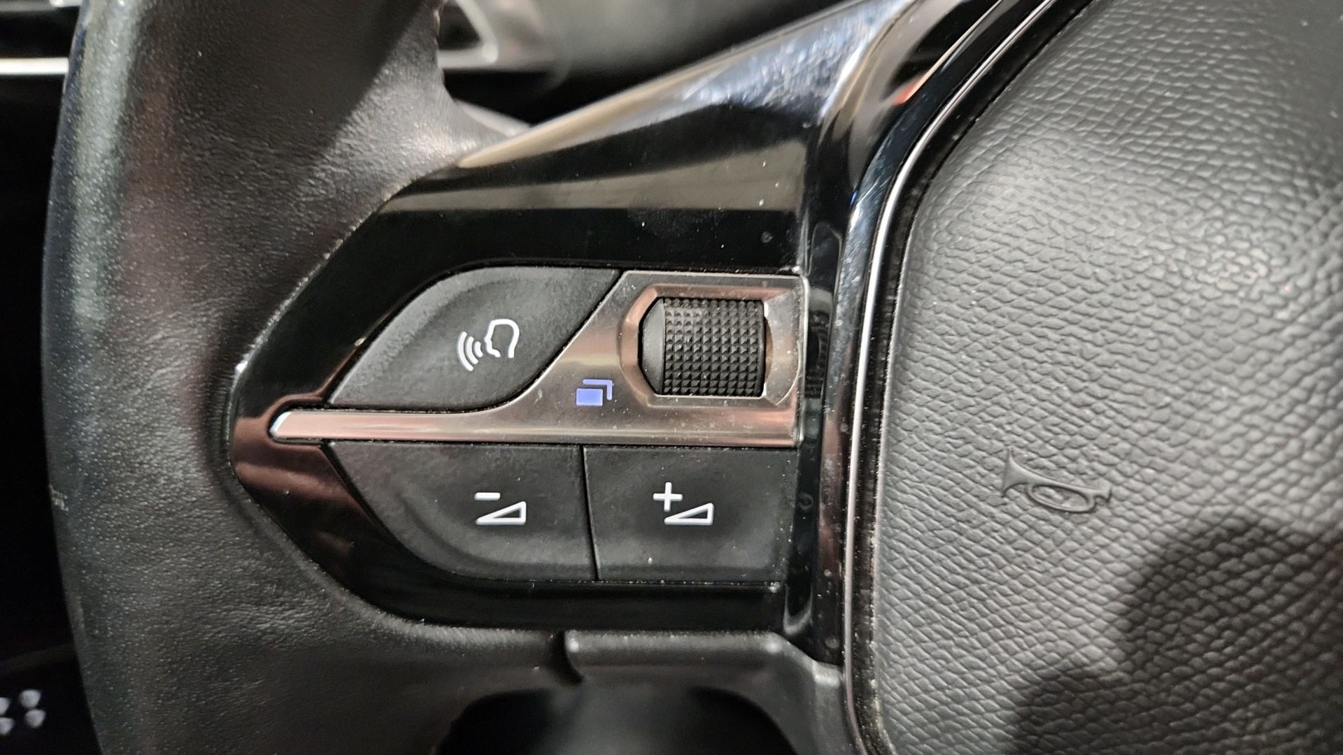 PEUGEOT 3008 PureTech 130ch S&S BVM6 Allure Pack