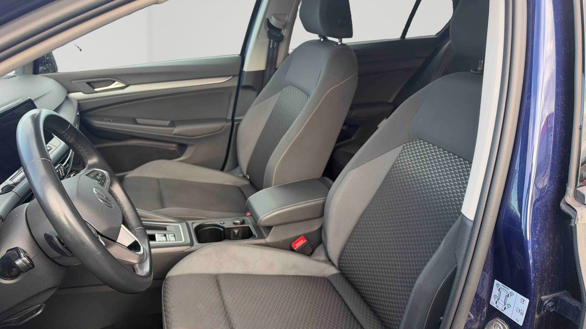 VOLKSWAGEN GOLF Active 1.5 ETSI OPF 130 DSG
