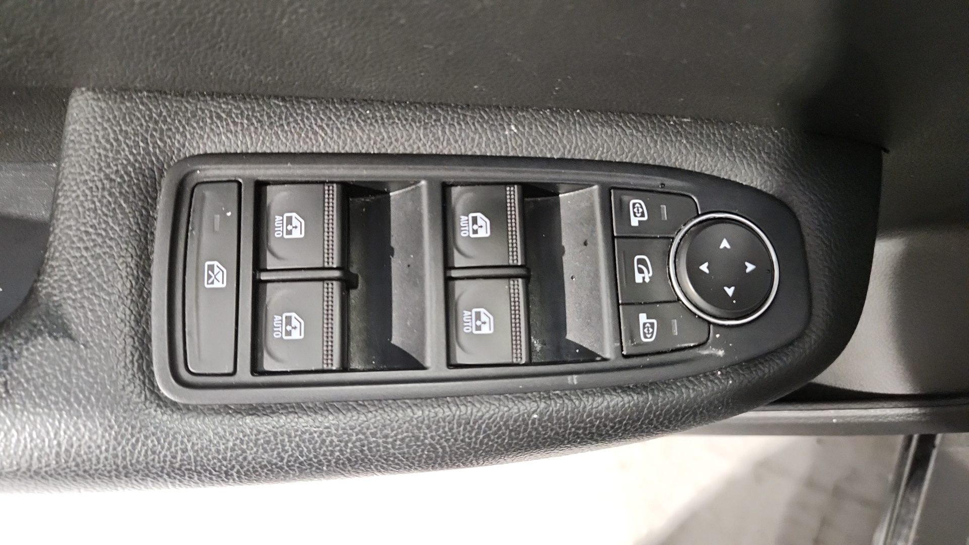 RENAULT ARKANA TCe 140 EDC - 23 Evolution
