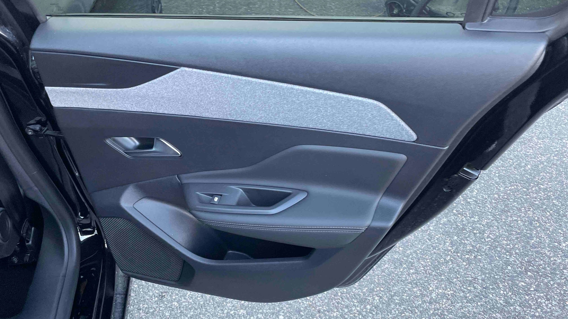 PEUGEOT 308 Hybrid 145 e-DCS6 Allure