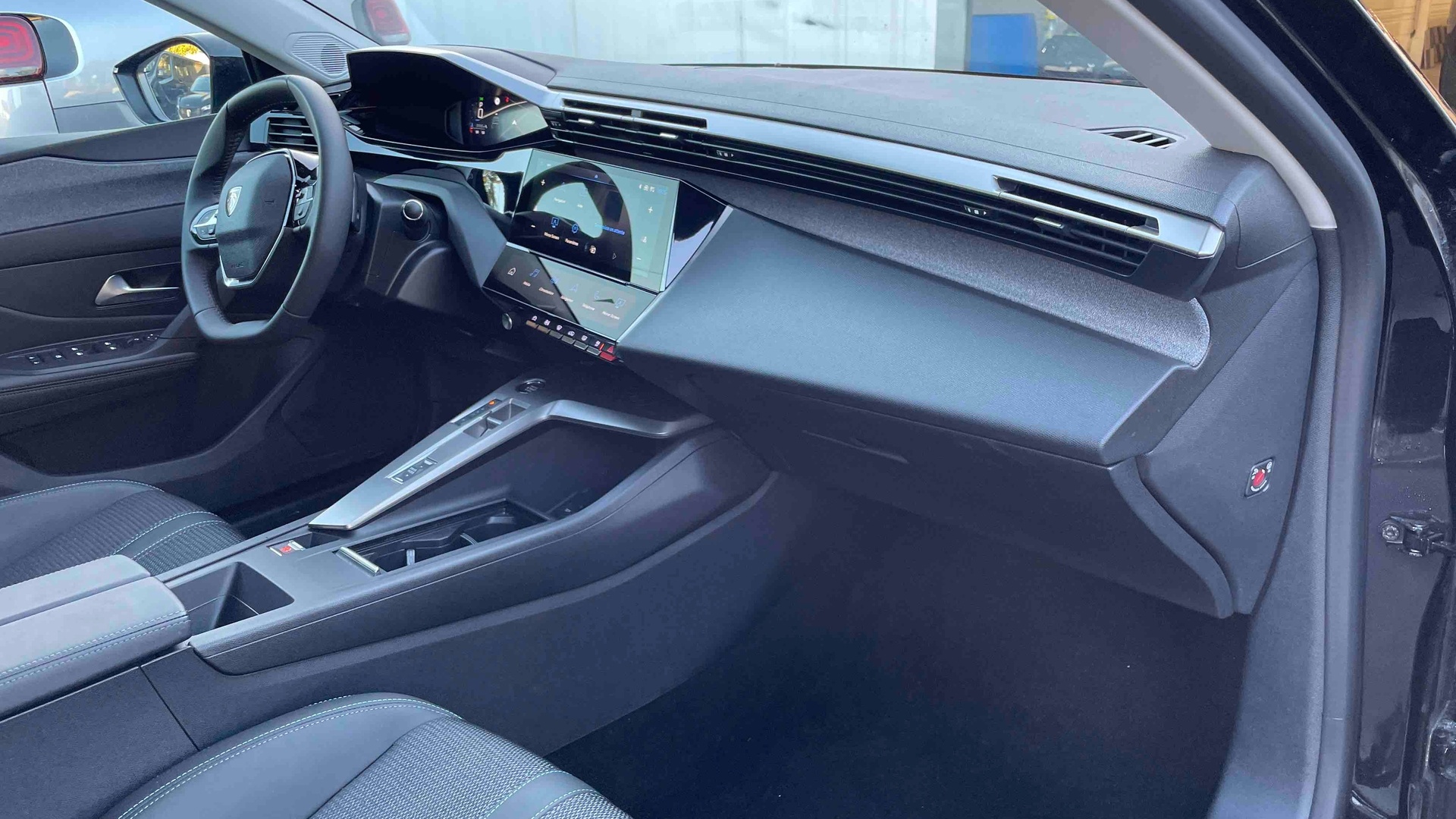 PEUGEOT 308 Hybrid 145 e-DCS6 Allure