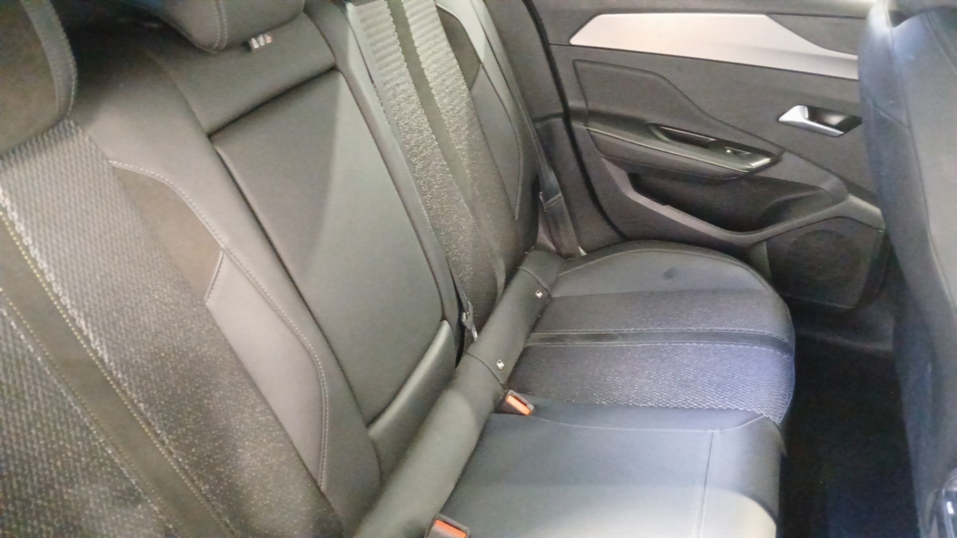 PEUGEOT 308 SW BlueHDi 130ch S&S EAT8 GT