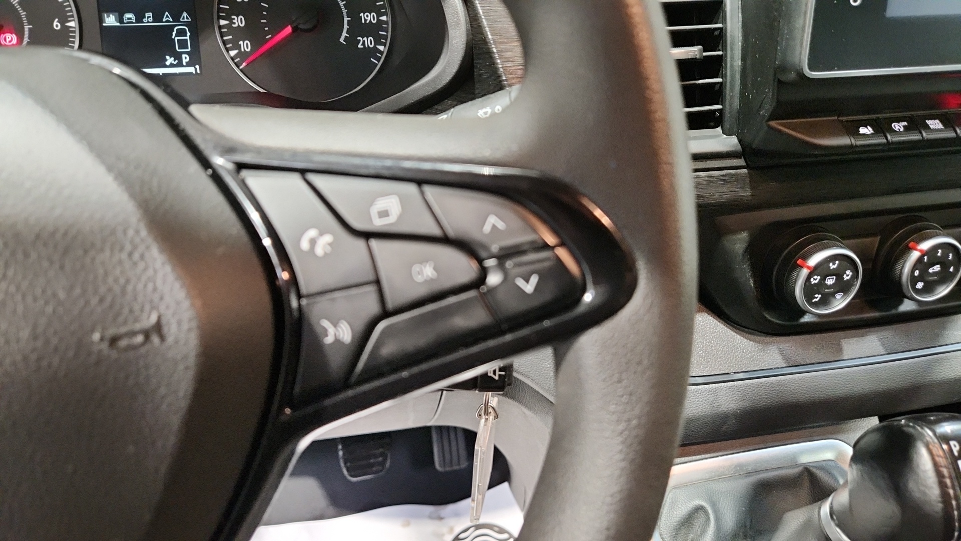 RENAULT TRAFIC III MINIBUS L2 dCi 150 Energy S&S EDC Zen - 4Portes 9 places
