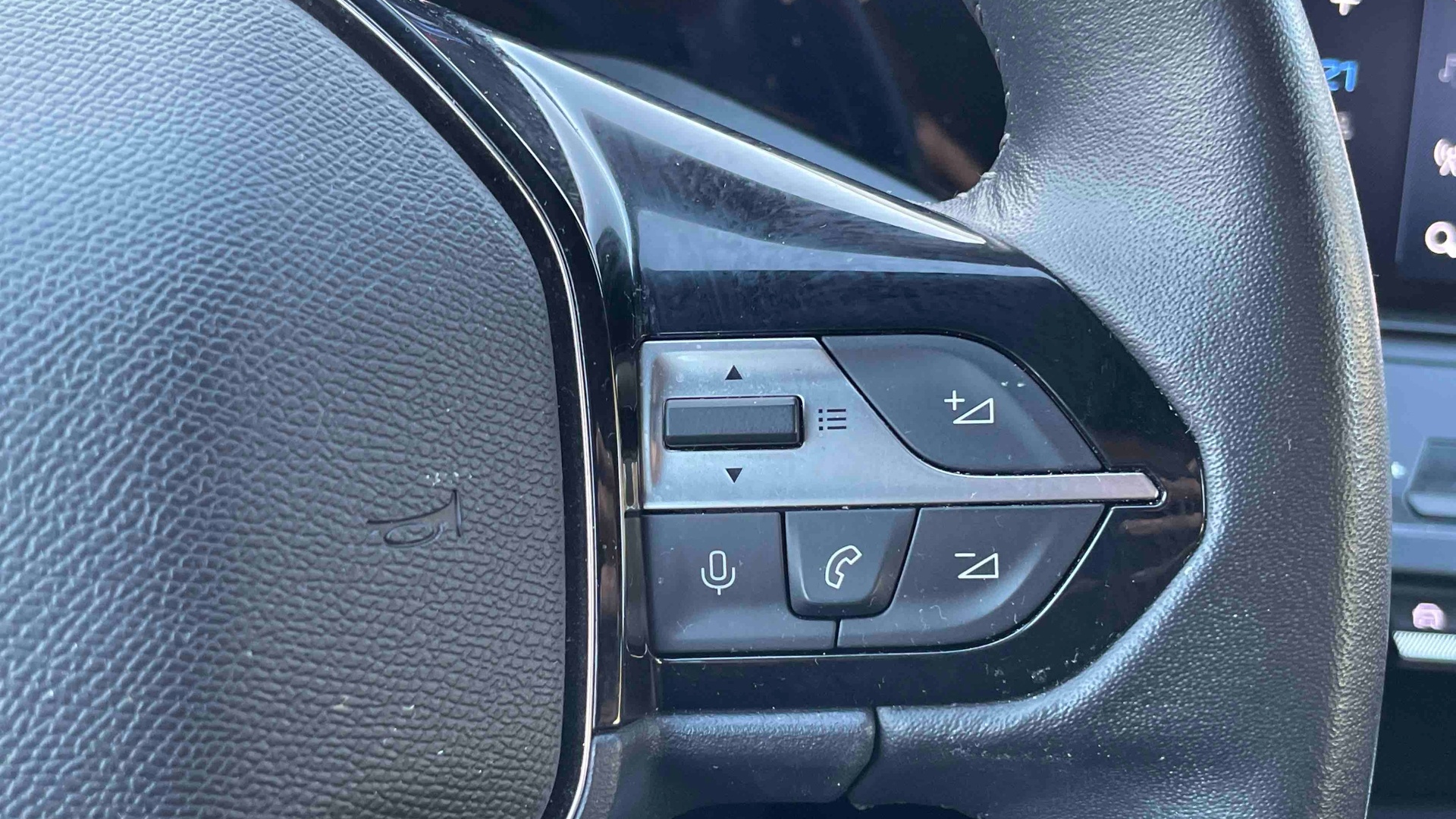 PEUGEOT 308 PureTech 130ch S&S BVM6 Active Pack