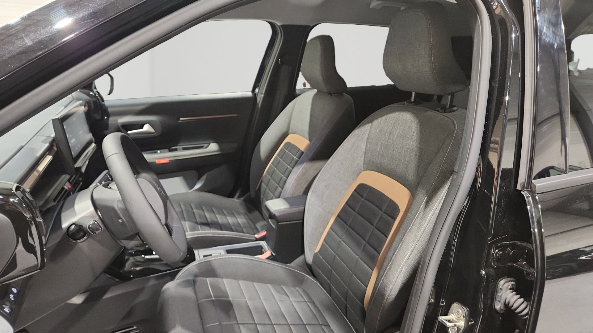 CITROEN C3 AIRCROSS Hybride 145 ch Aut Plus - 5P