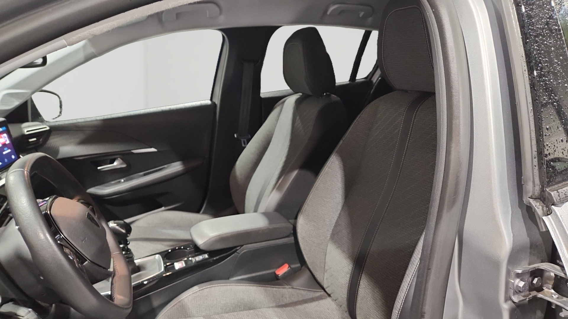 PEUGEOT 208 PureTech 100 S&S BVM6 Allure