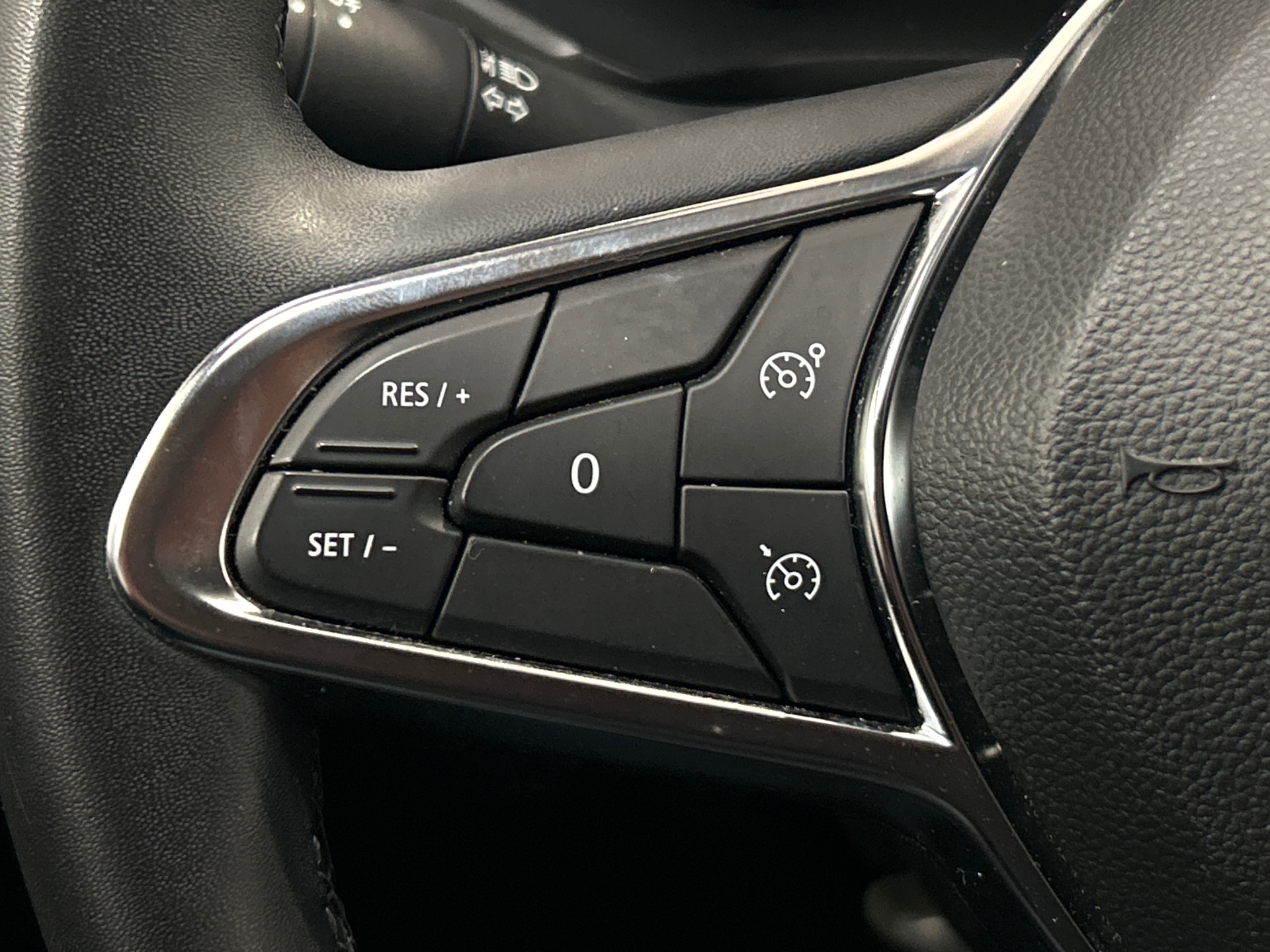 RENAULT CAPTUR E-Tech full hybrid 145 Evolution