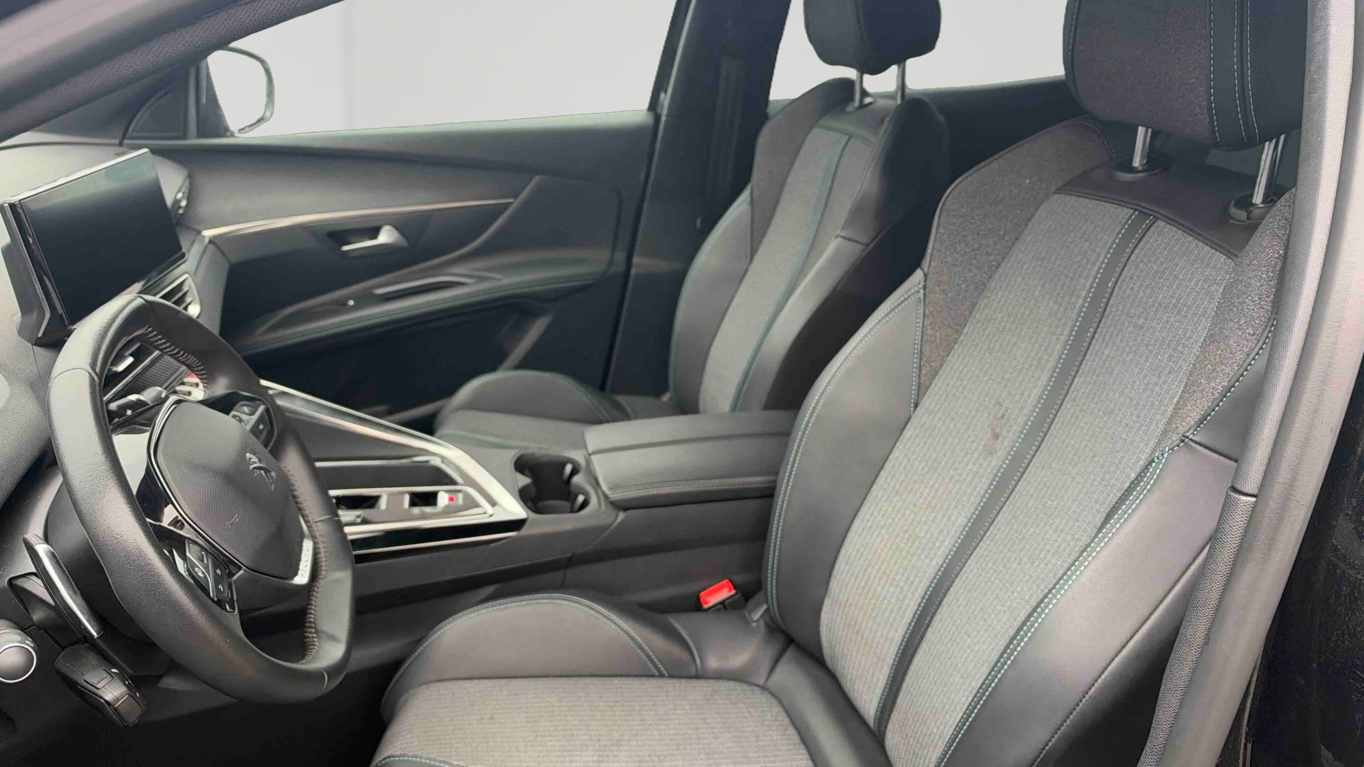 PEUGEOT 3008 ALLUREPK PLUG-IN HYB180 E-EAT8