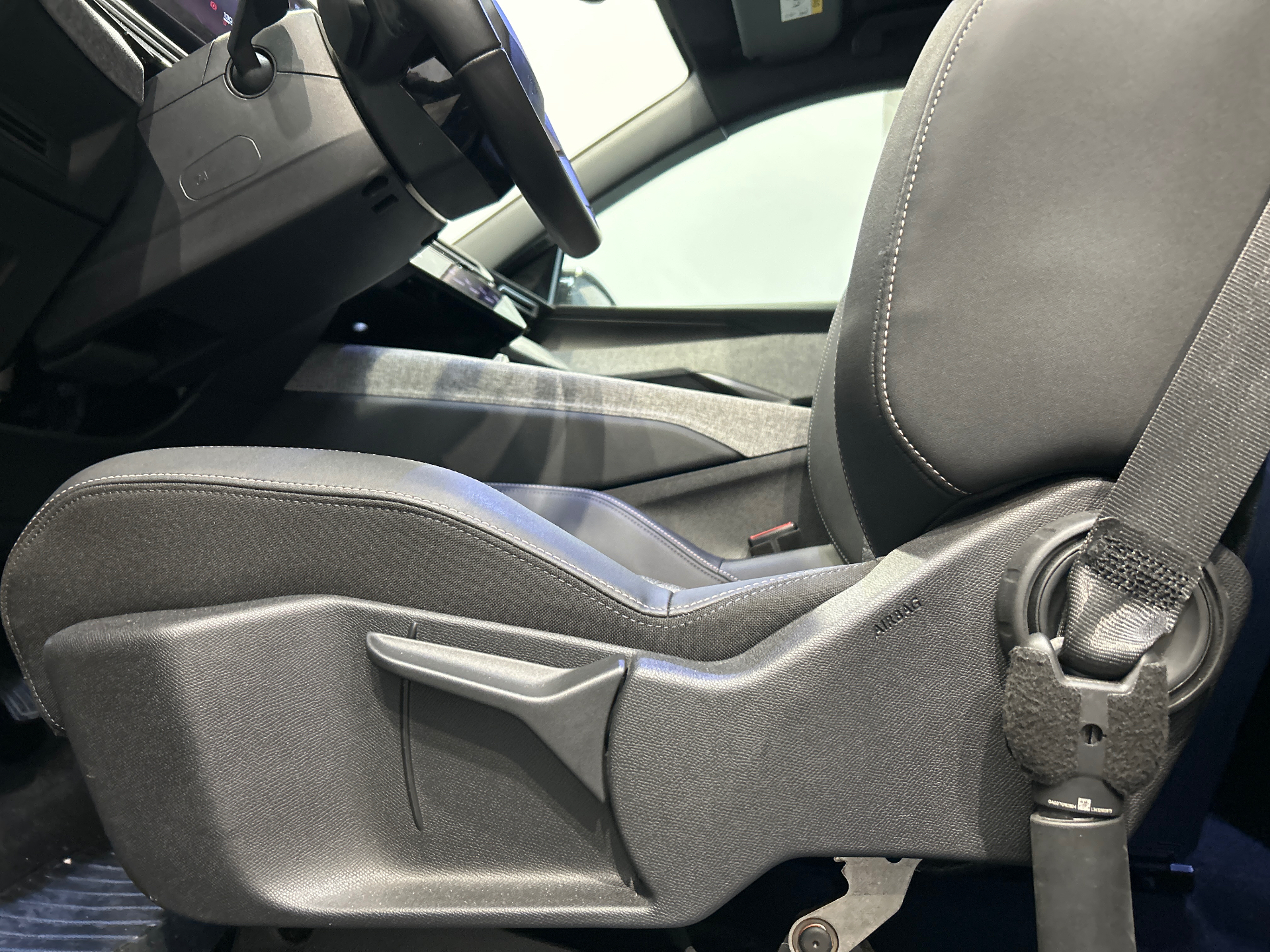 PEUGEOT 3008 Allure Hybrid 145 ch e-DCS6