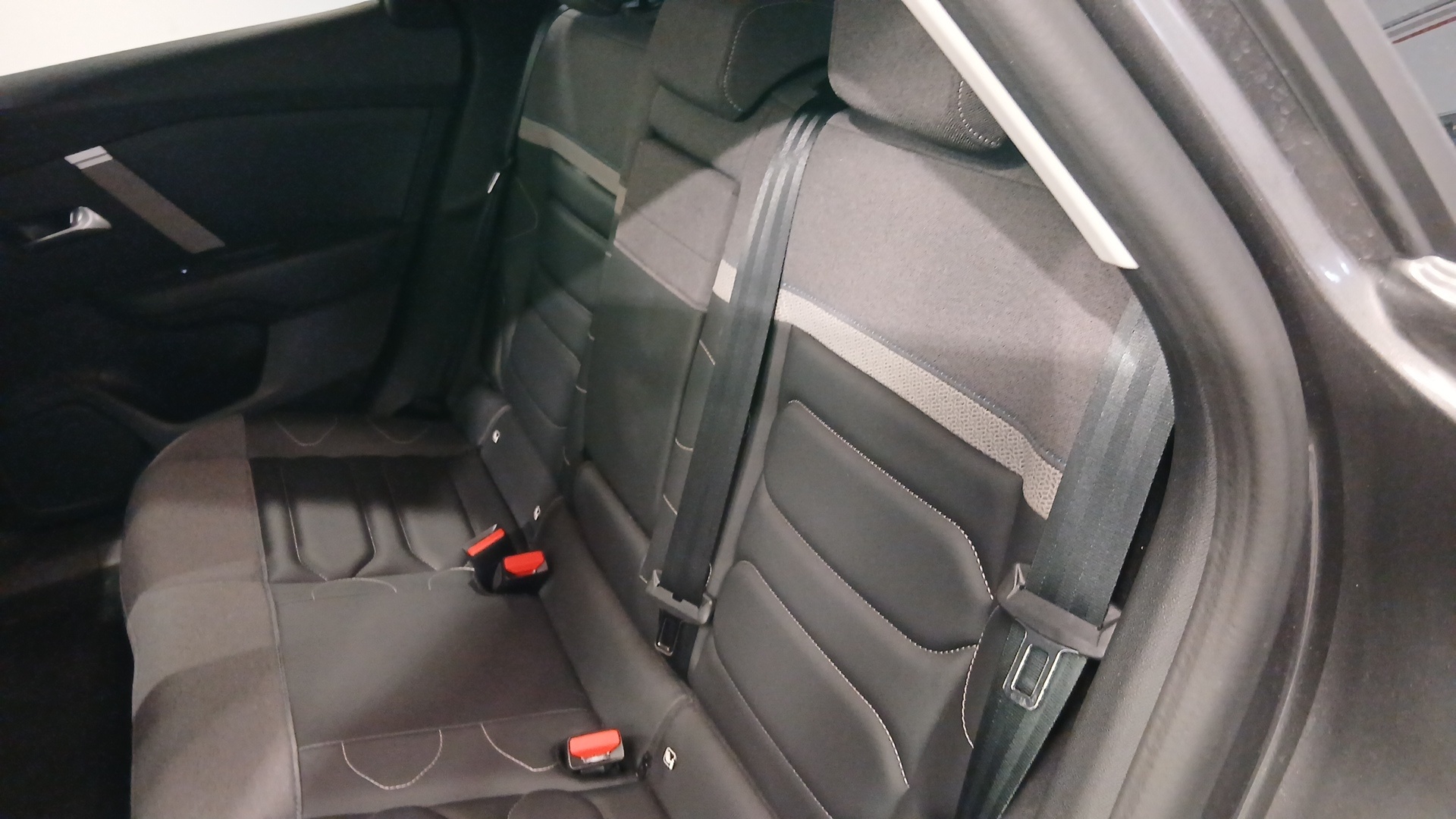 CITROEN C4 PureTech 130 EAT8 Max